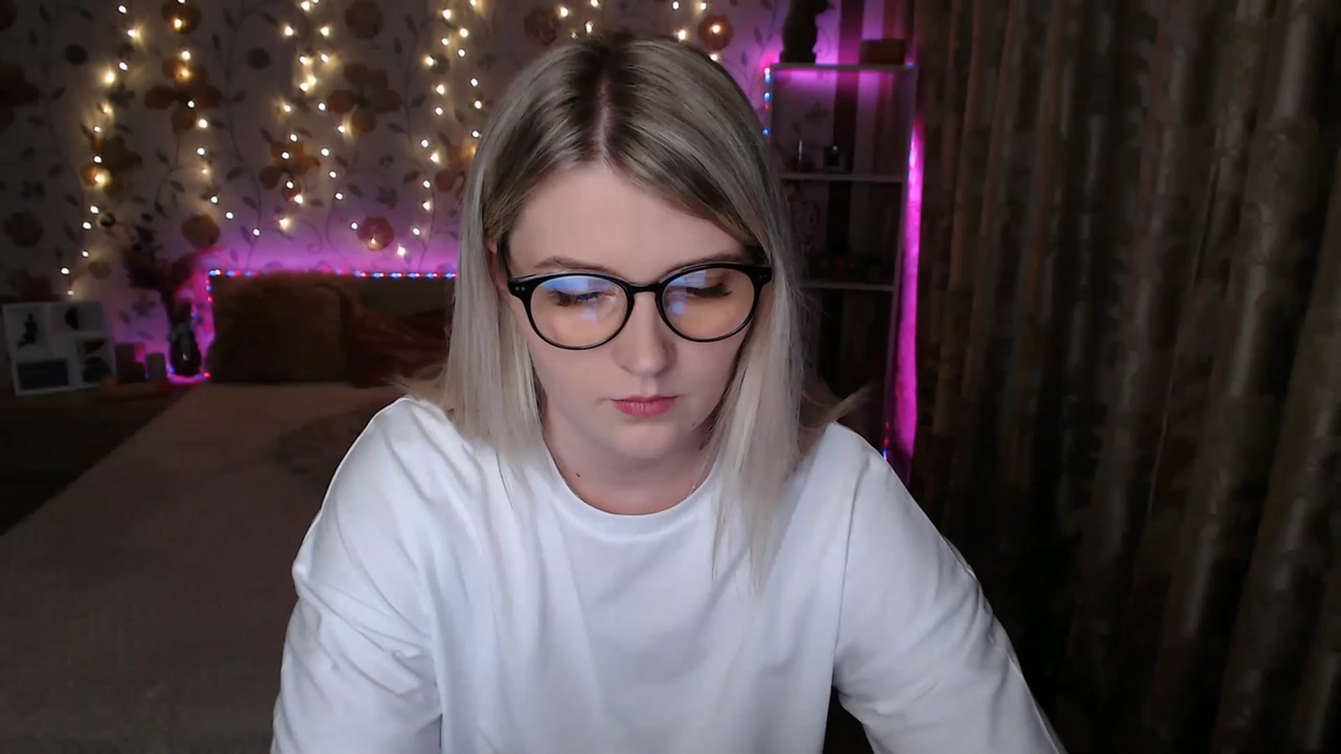 Gallery image thumbnail from Nice_Ass007's myfreecams stream on, 06/09/2023, 20:46 image 14 of 20