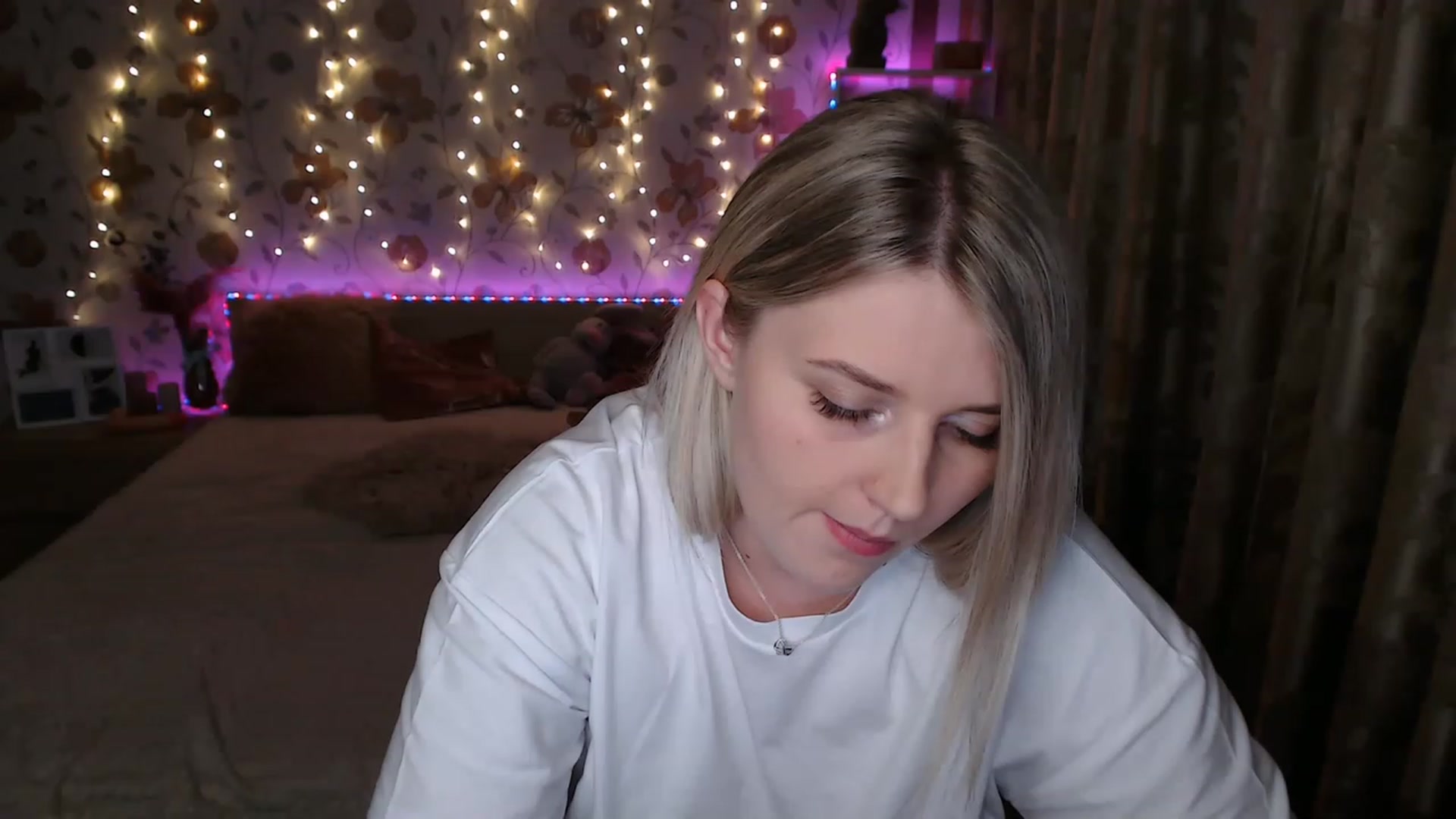 Gallery image thumbnail from Nice_Ass007's myfreecams stream on, 06/09/2023, 23:30 image 8 of 20