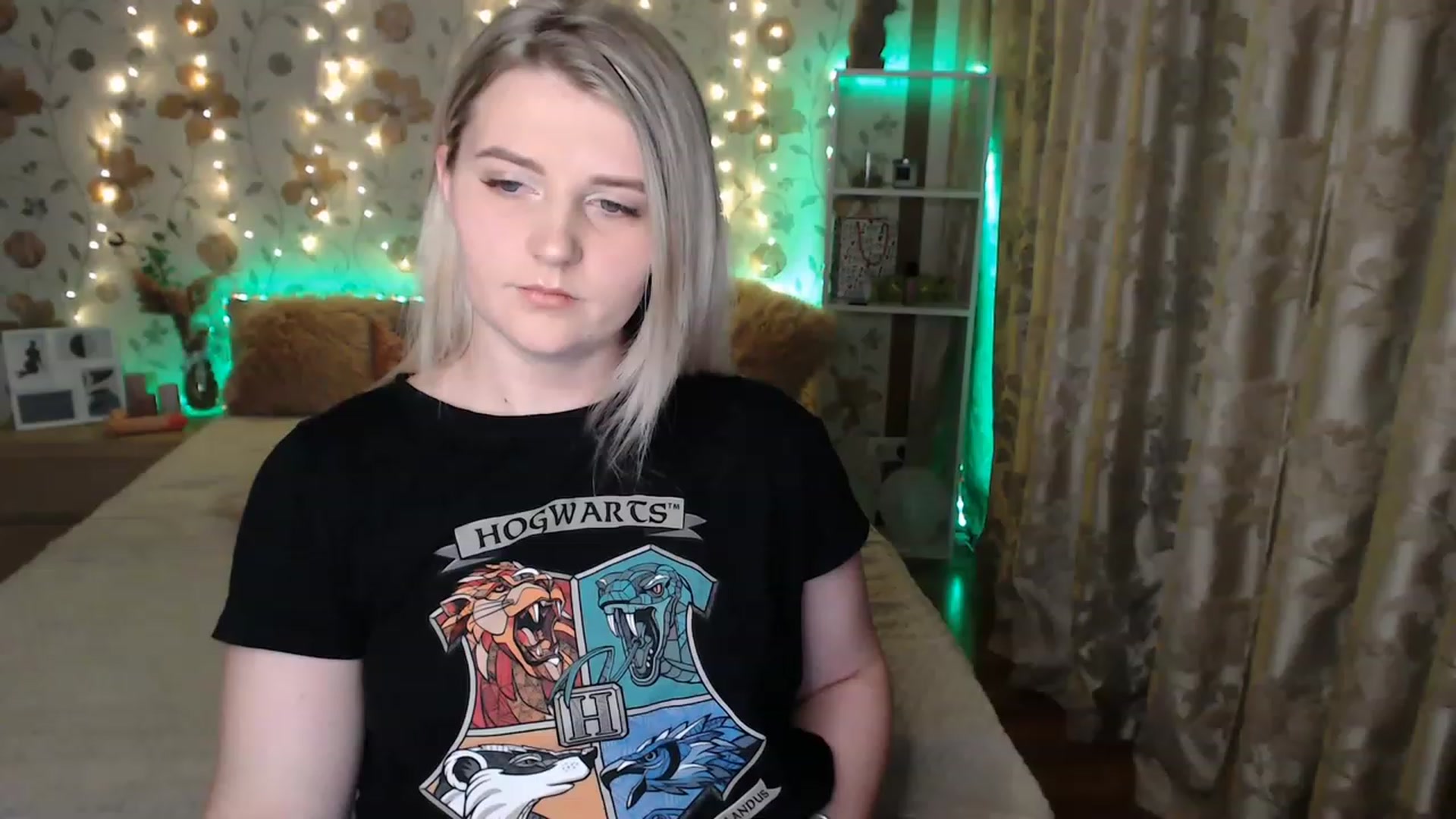 Gallery image thumbnail from Nice_Ass007's myfreecams stream on, 06/10/2023, 20:17 image 12 of 20