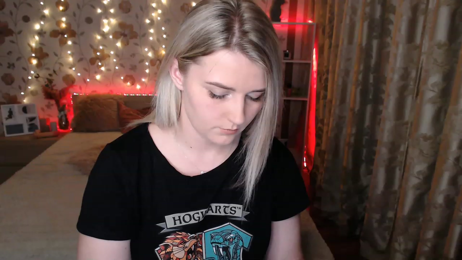 Gallery image thumbnail from Nice_Ass007's myfreecams stream on, 06/10/2023, 20:17 image 6 of 20