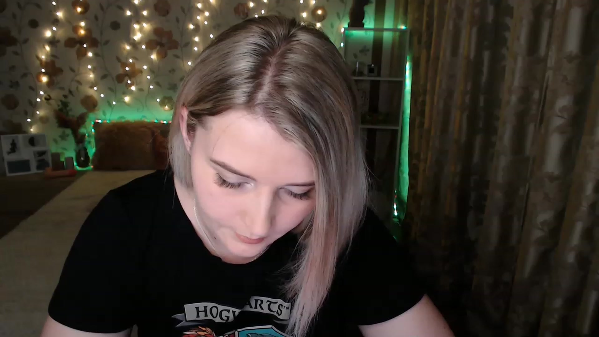 Gallery image thumbnail from Nice_Ass007's myfreecams stream on, 06/10/2023, 20:17 image 17 of 20