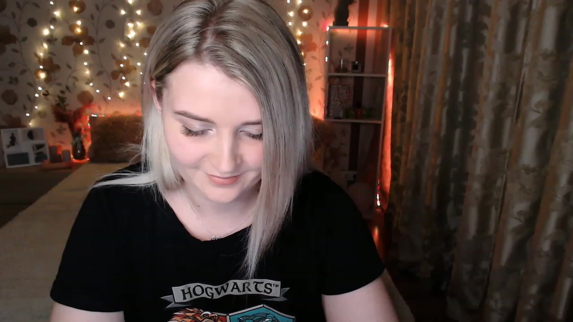 Gallery image thumbnail from Nice_Ass007's myfreecams stream on, 06/10/2023, 20:17 image 1 of 20
