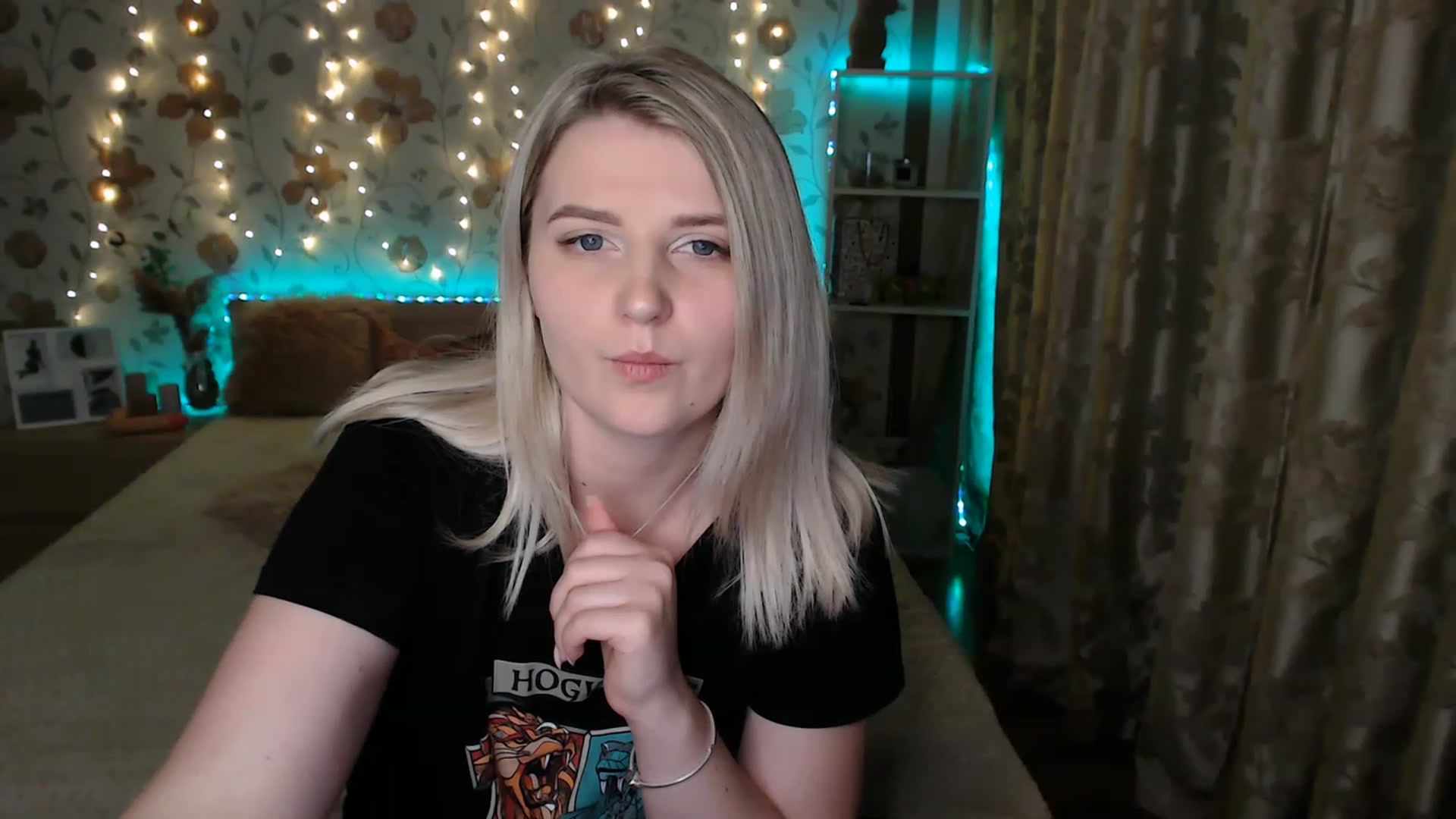 Gallery image thumbnail from Nice_Ass007's myfreecams stream on, 06/10/2023, 21:42 image 16 of 20