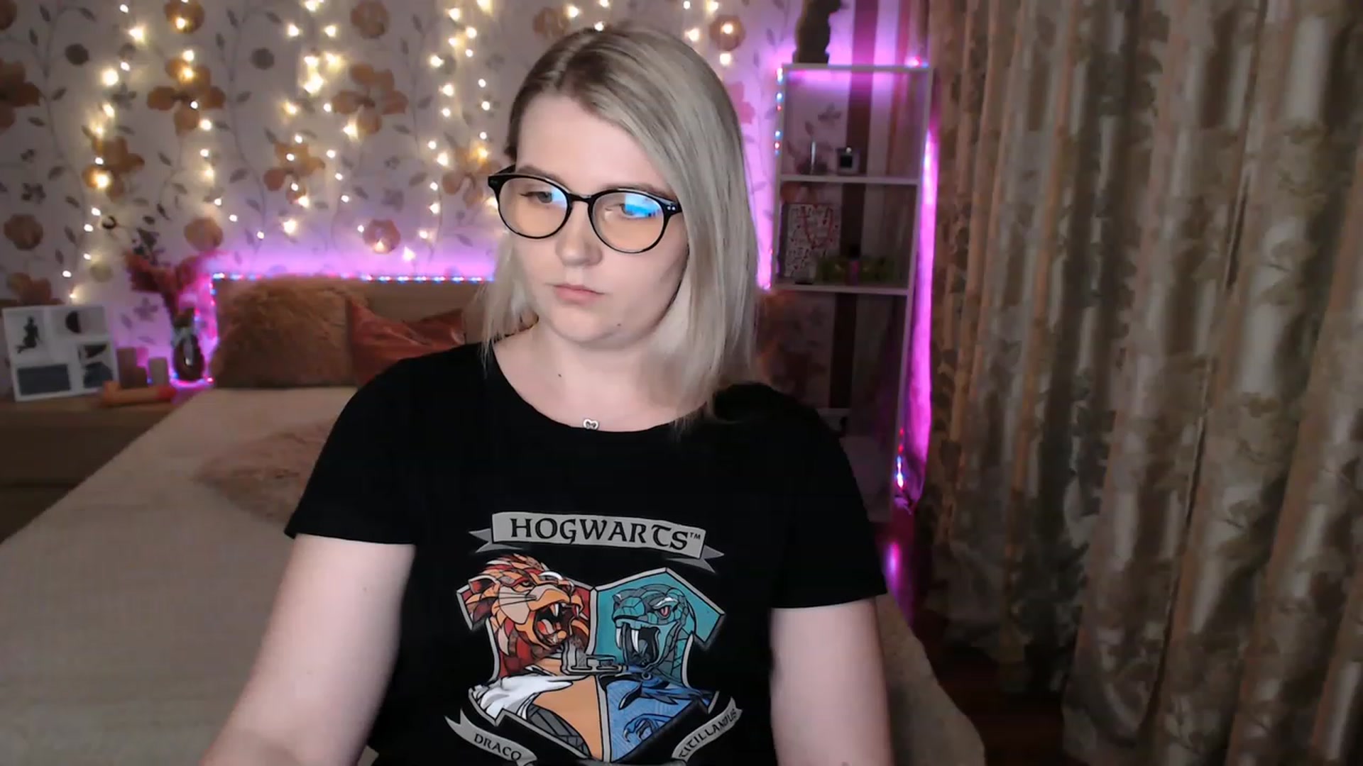 Gallery image thumbnail from Nice_Ass007's myfreecams stream on, 06/10/2023, 23:26 image 10 of 20