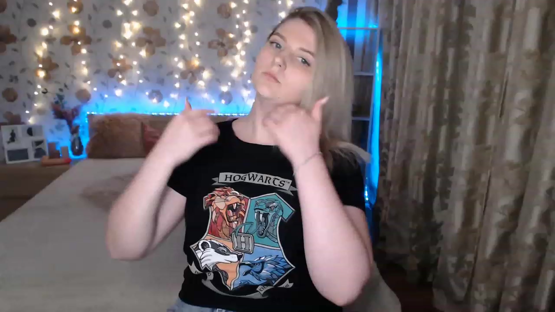 Gallery image thumbnail from Nice_Ass007's myfreecams stream on, 06/10/2023, 23:26 image 15 of 20