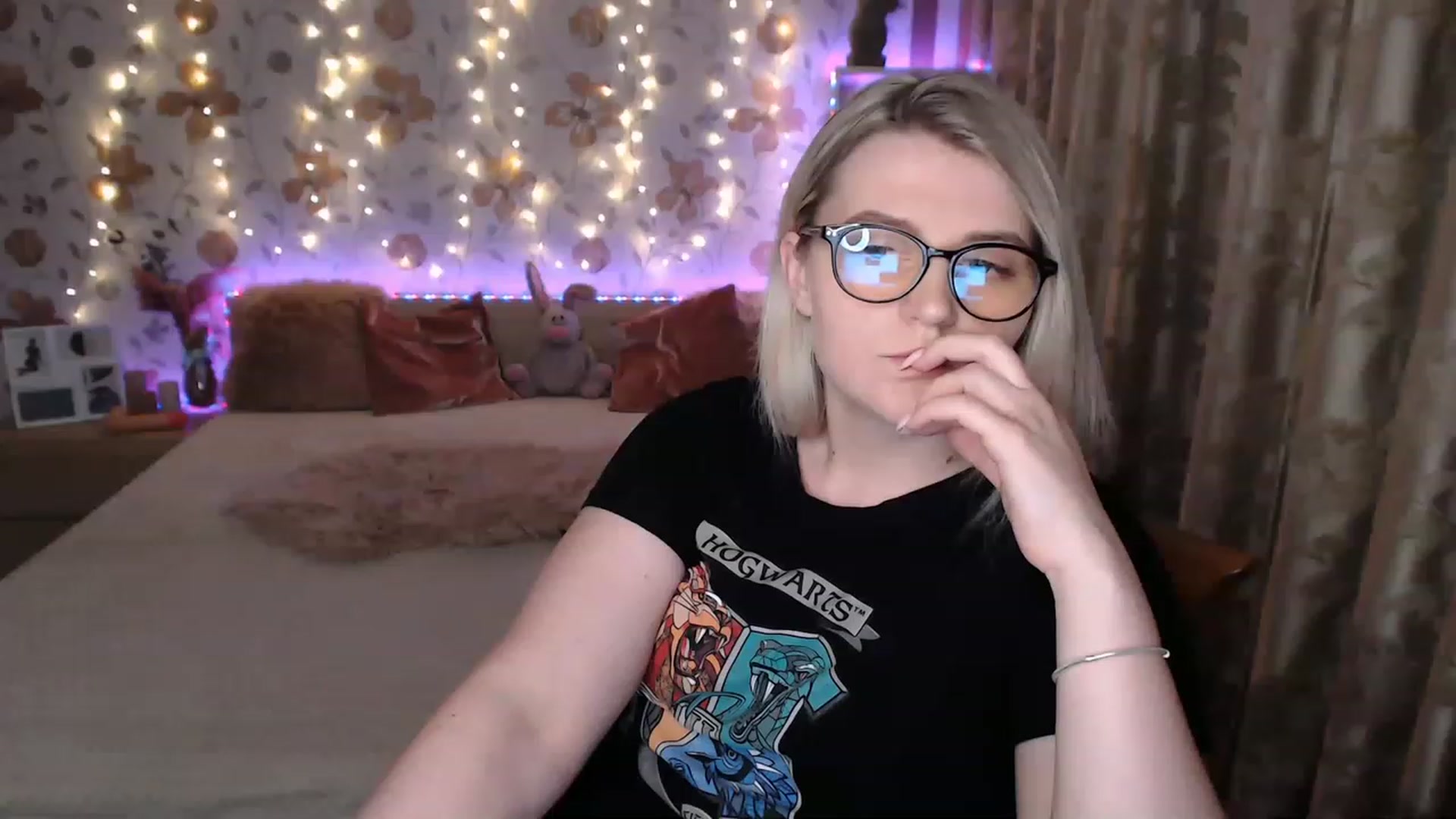 Gallery image thumbnail from Nice_Ass007's myfreecams stream on, 06/10/2023, 23:55 image 15 of 20