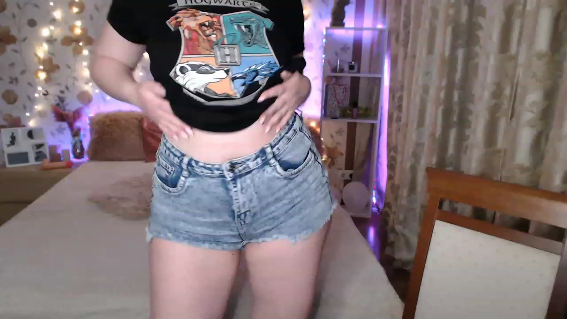 Gallery image thumbnail from Nice_Ass007's myfreecams stream on, 06/10/2023, 23:55 image 16 of 20