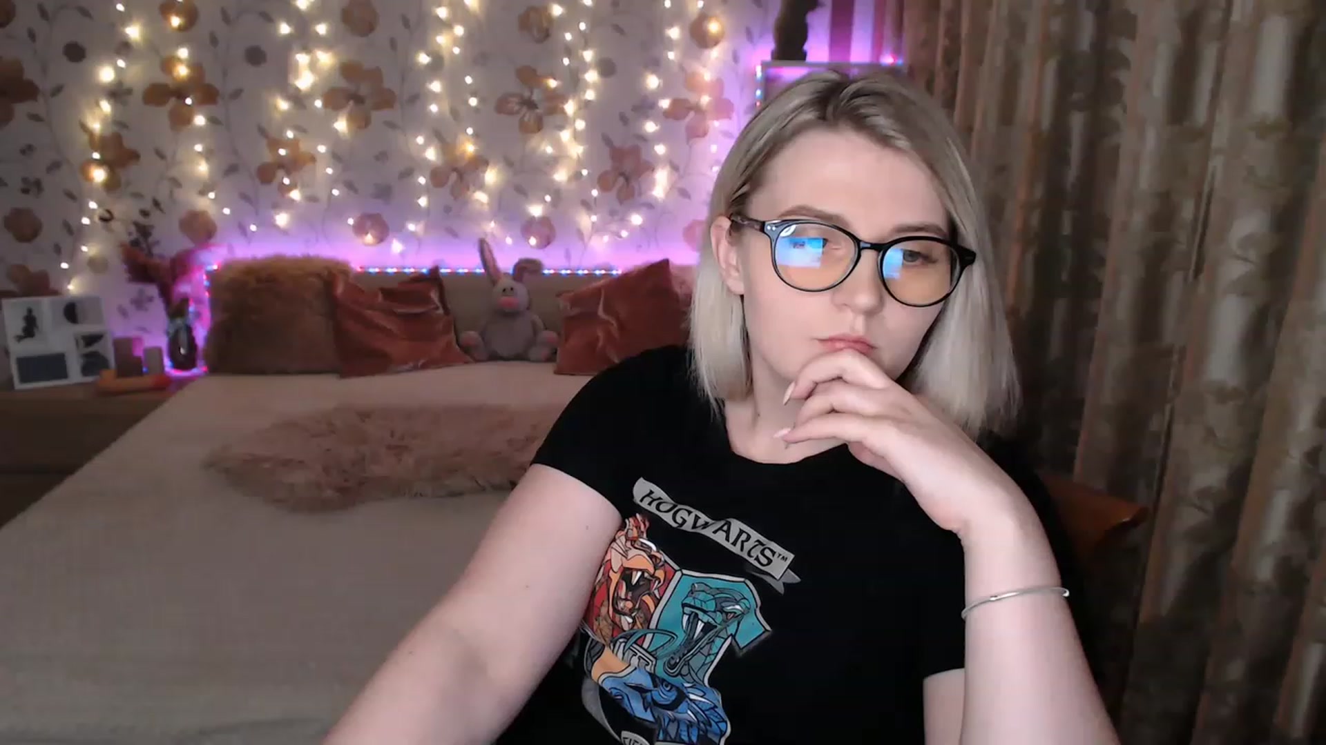 Gallery image thumbnail from Nice_Ass007's myfreecams stream on, 06/10/2023, 23:55 image 14 of 20