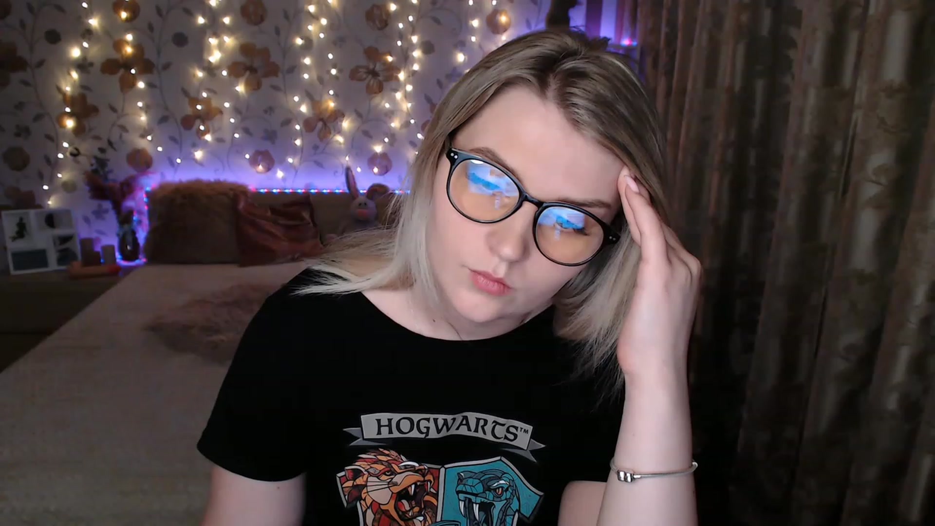 Gallery image thumbnail from Nice_Ass007's myfreecams stream on, 06/11/2023, 24:49 image 15 of 20
