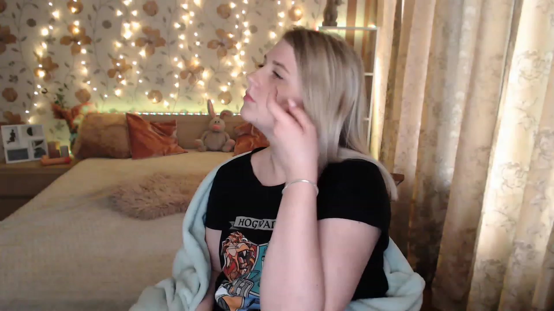 Gallery image thumbnail from Nice_Ass007's myfreecams stream on, 06/11/2023, 03:49 image 16 of 20