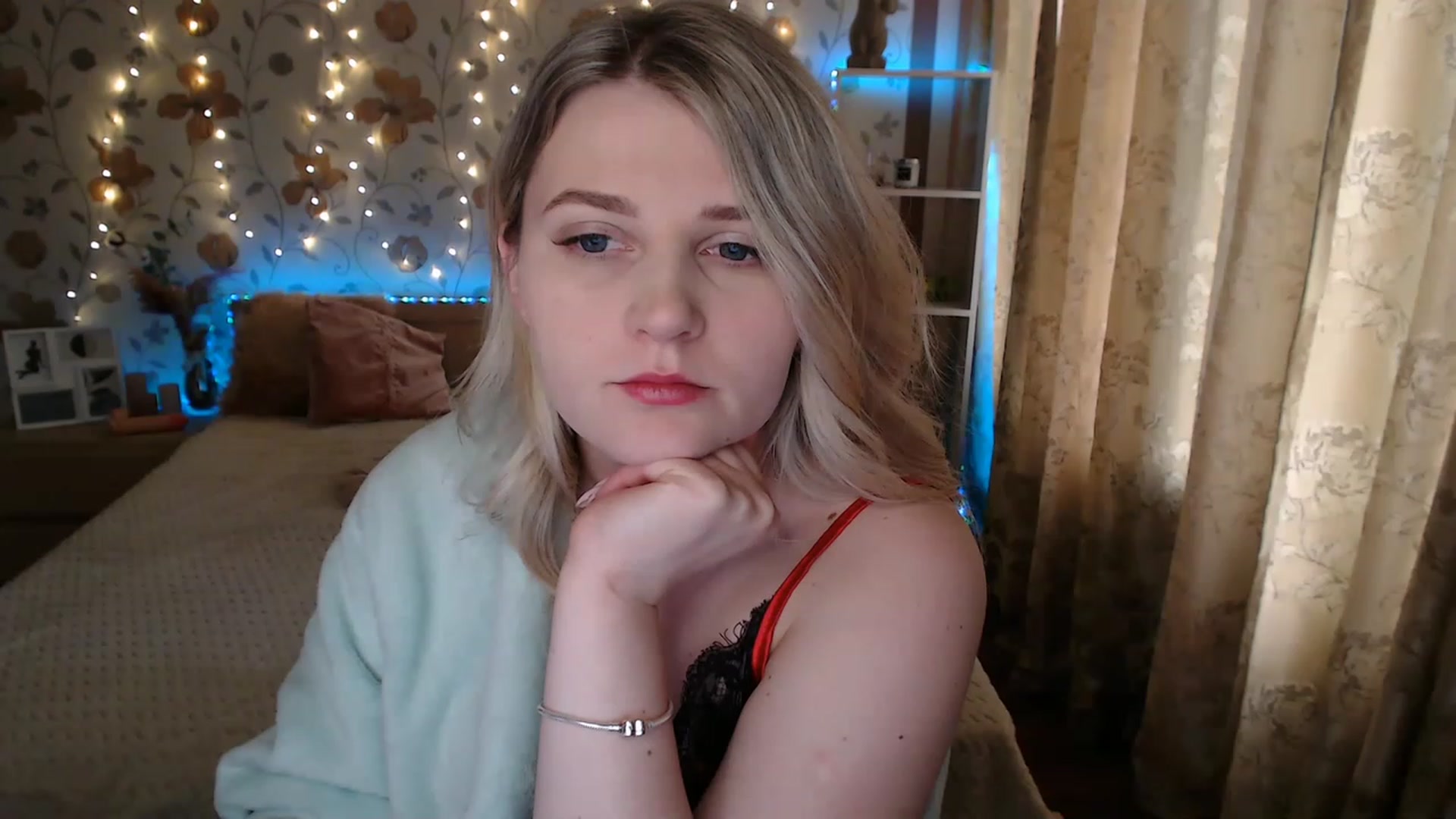 Gallery image thumbnail from Nice_Ass007's myfreecams stream on, 06/12/2023, 04:08 image 12 of 20