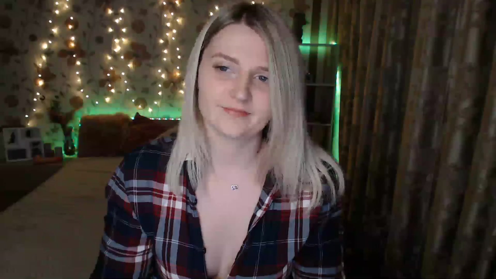 Gallery image thumbnail from Nice_Ass007's myfreecams stream on, 06/13/2023, 19:33 image 9 of 20