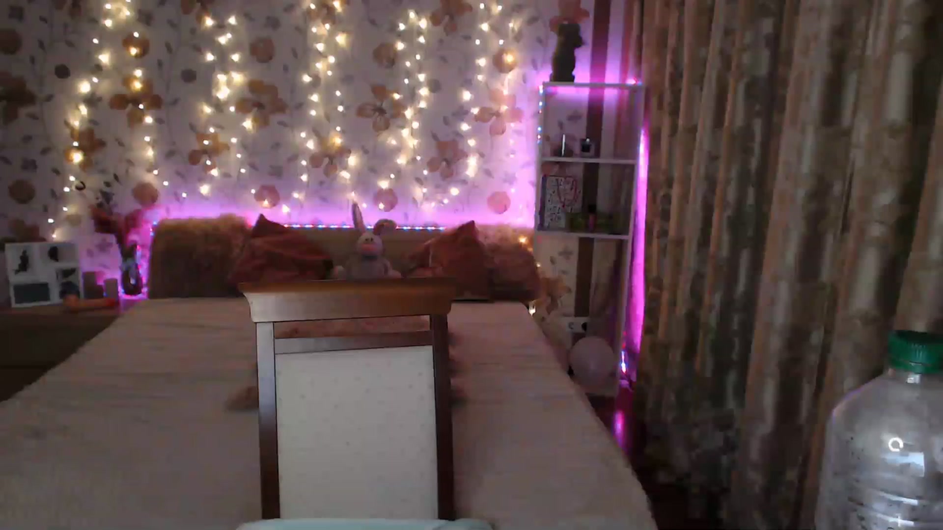 Gallery image thumbnail from Nice_Ass007's myfreecams stream on, 06/13/2023, 20:04 image 2 of 20
