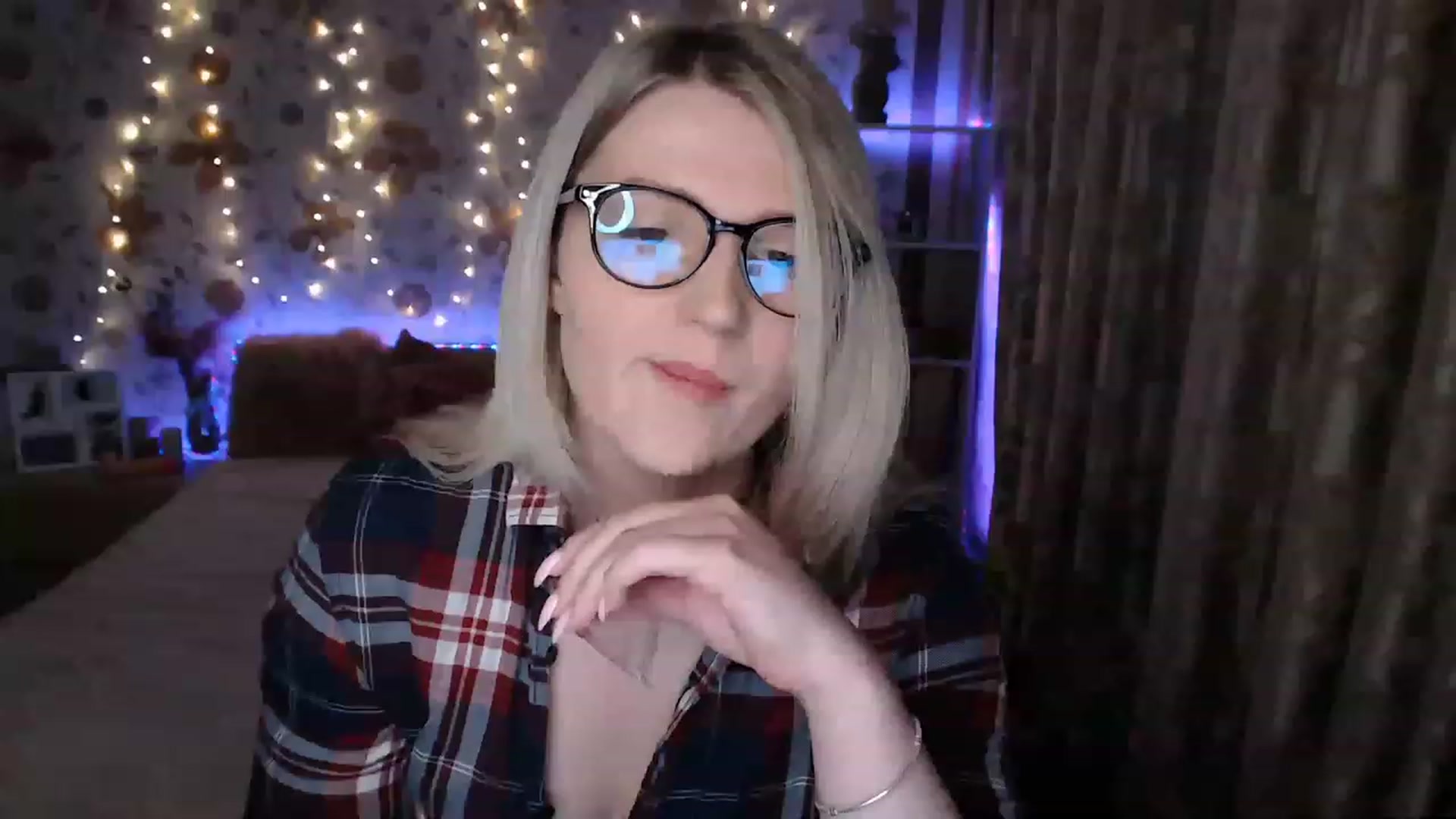 Gallery image thumbnail from Nice_Ass007's myfreecams stream on, 06/13/2023, 20:26 image 9 of 20