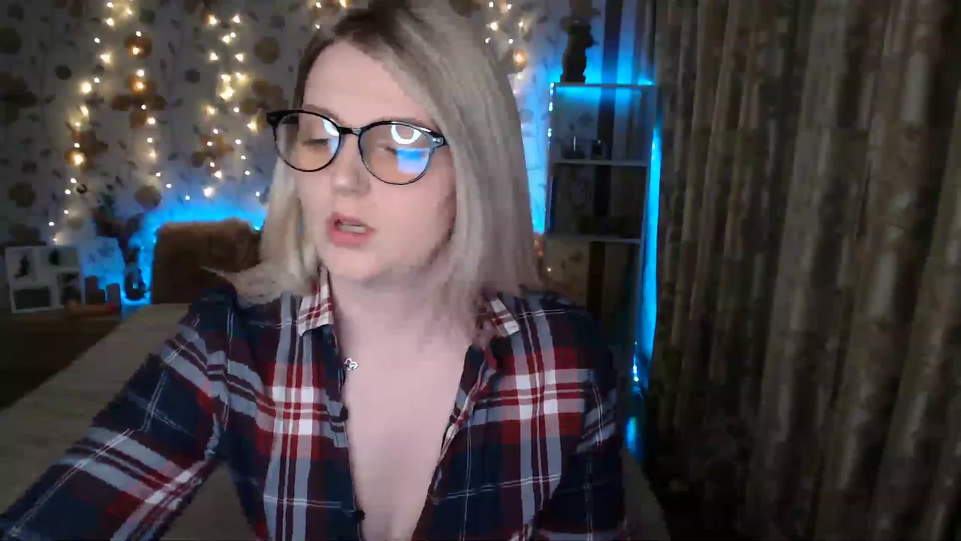 Gallery image thumbnail from Nice_Ass007's myfreecams stream on, 06/13/2023, 20:26 image 7 of 20