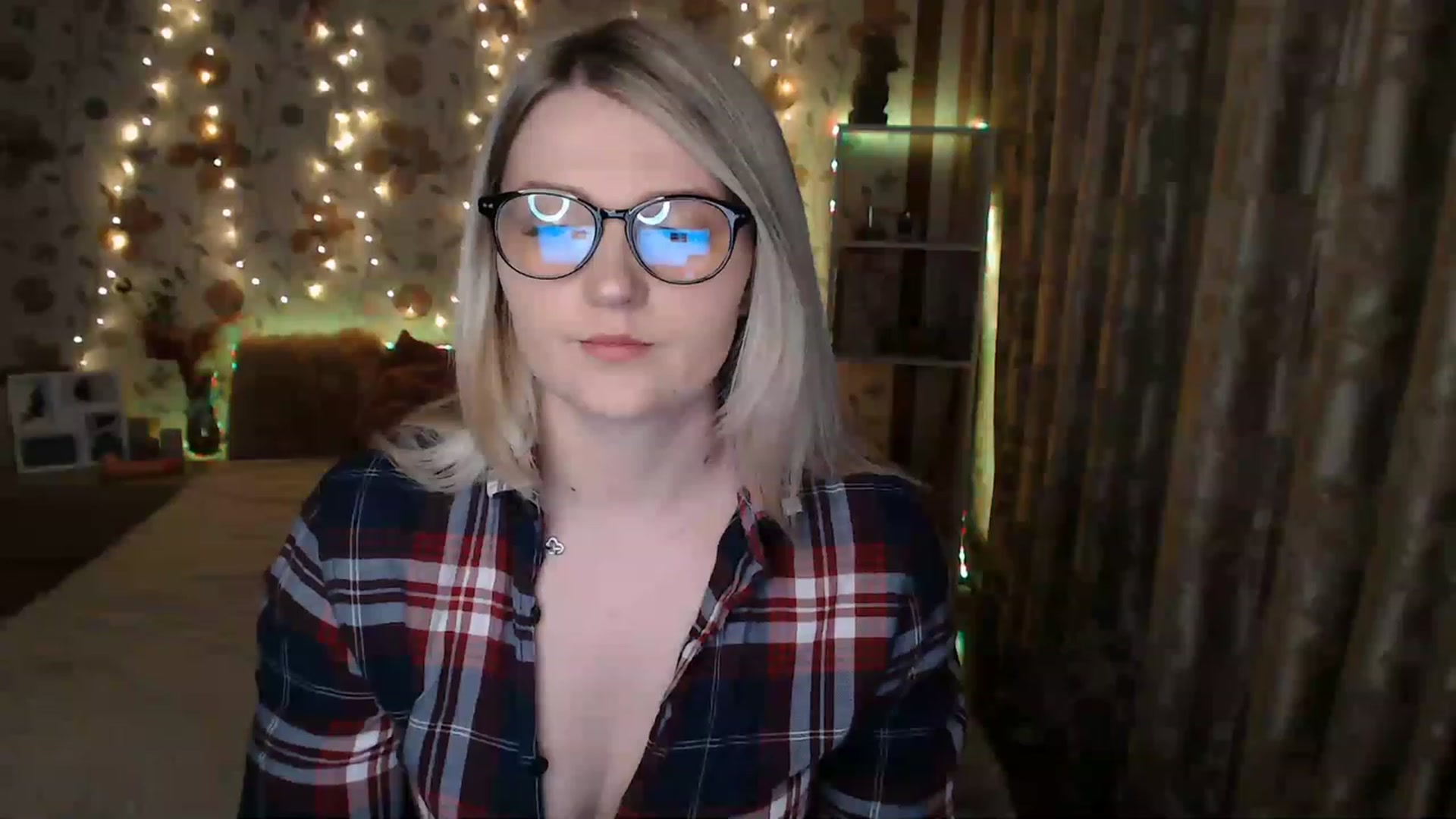 Gallery image thumbnail from Nice_Ass007's myfreecams stream on, 06/13/2023, 20:26 image 12 of 20