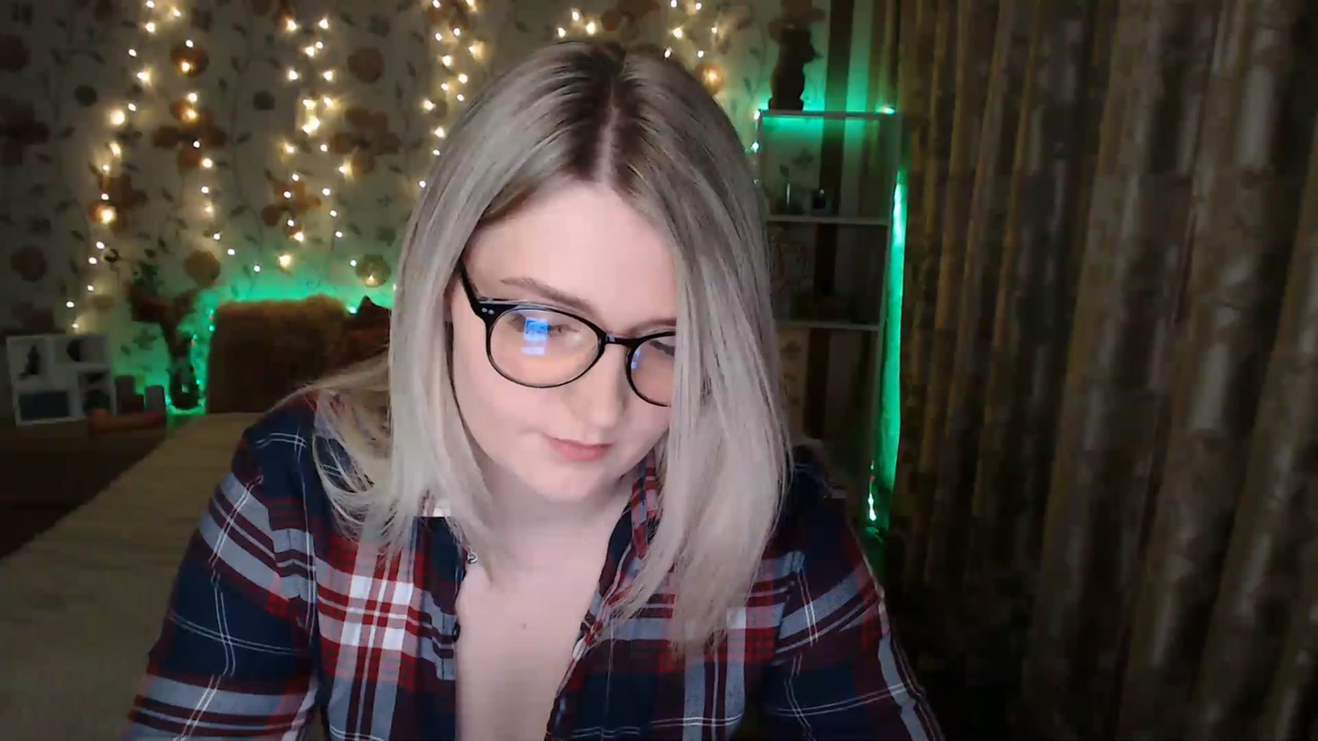 Gallery image thumbnail from Nice_Ass007's myfreecams stream on, 06/13/2023, 20:26 image 20 of 20