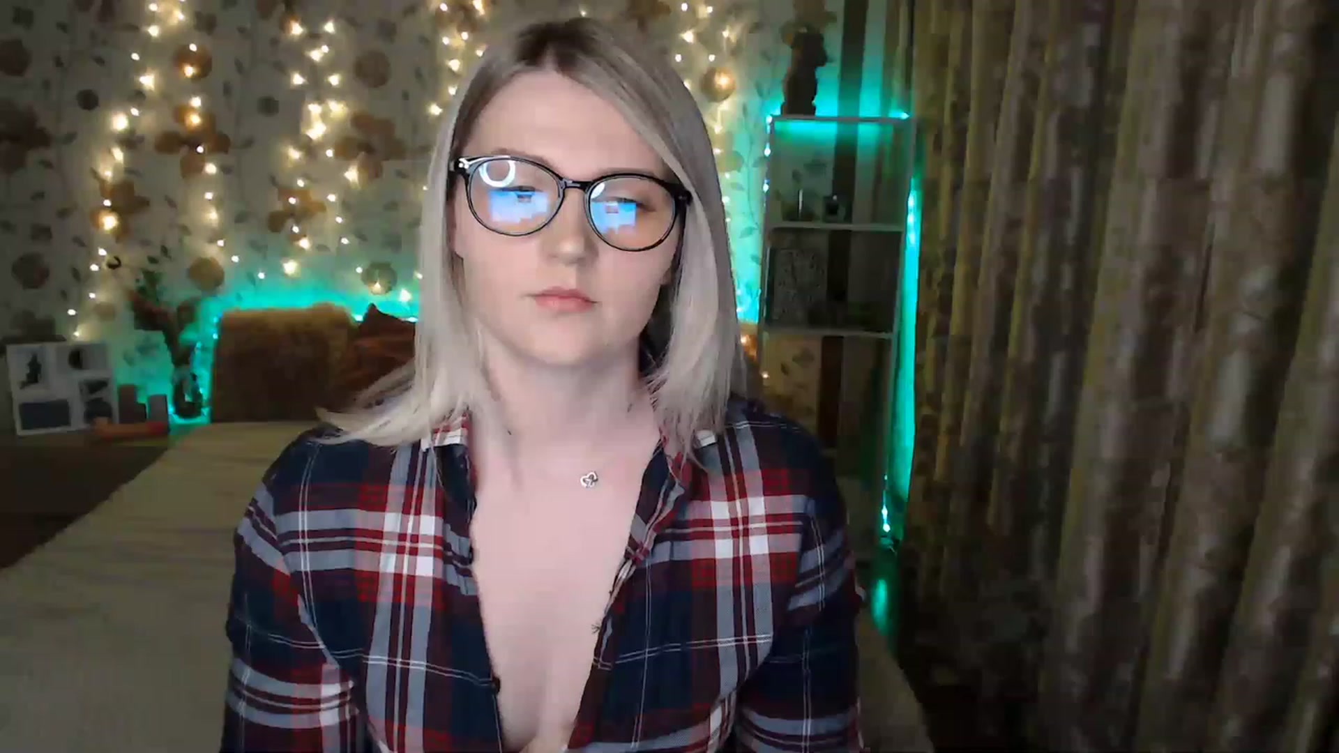 Gallery image thumbnail from Nice_Ass007's myfreecams stream on, 06/13/2023, 22:05 image 14 of 20