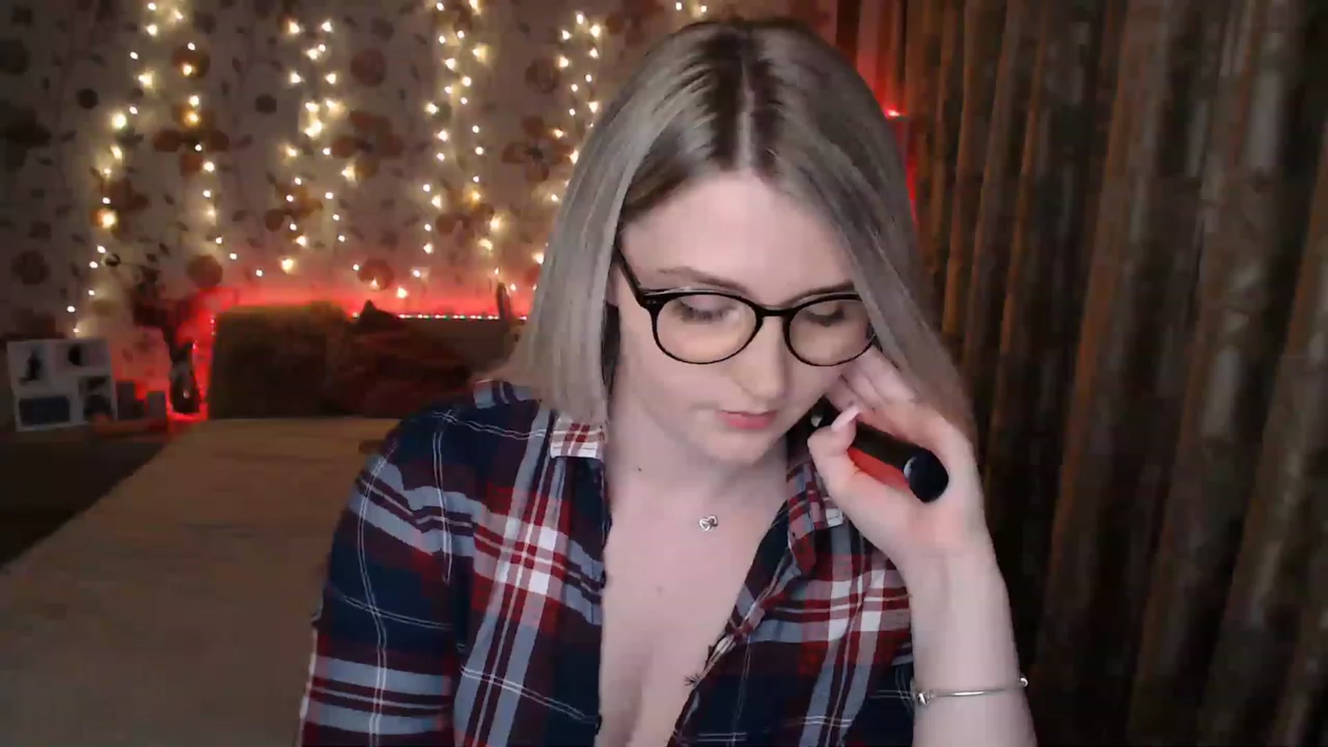 Gallery image thumbnail from Nice_Ass007's myfreecams stream on, 06/13/2023, 22:05 image 12 of 20