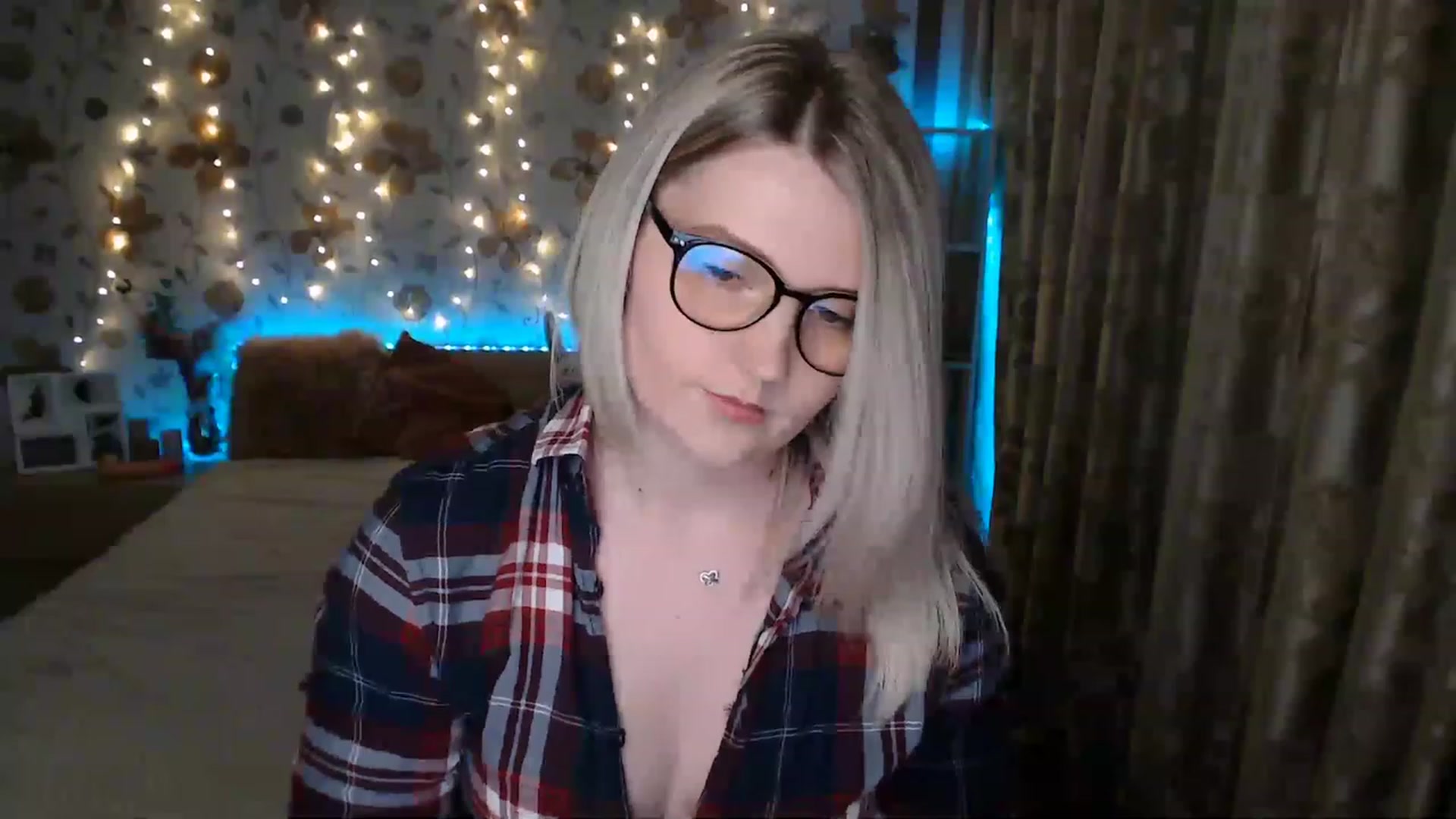 Gallery image thumbnail from Nice_Ass007's myfreecams stream on, 06/13/2023, 22:05 image 3 of 20
