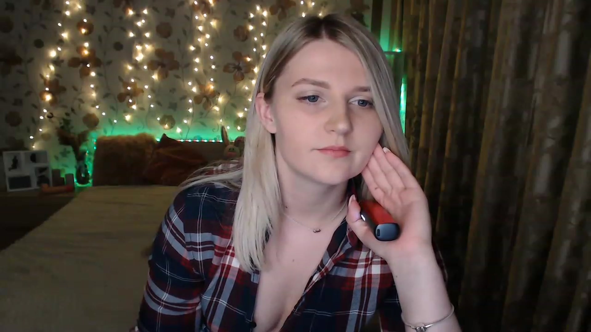 Gallery image thumbnail from Nice_Ass007's myfreecams stream on, 06/13/2023, 23:05 image 4 of 20