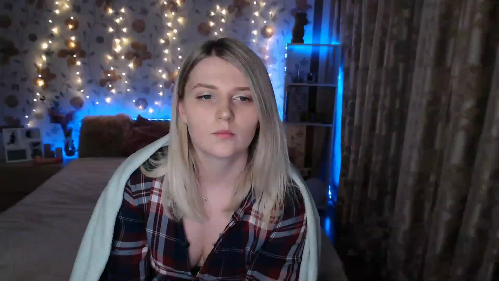 Gallery image thumbnail from Nice_Ass007's myfreecams stream on, 06/14/2023, 24:49 image 11 of 20