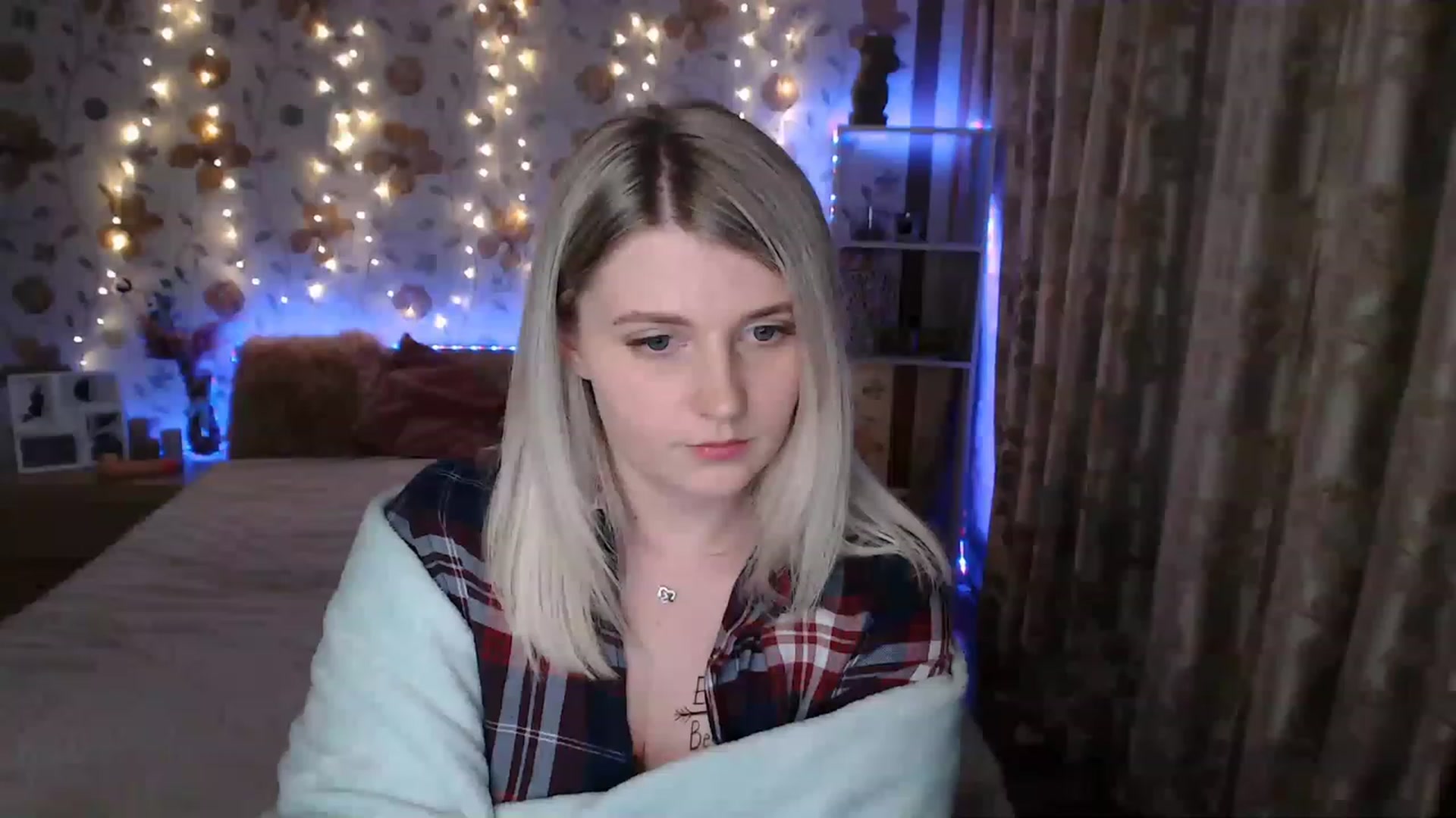 Gallery image thumbnail from Nice_Ass007's myfreecams stream on, 06/14/2023, 01:51 image 13 of 20