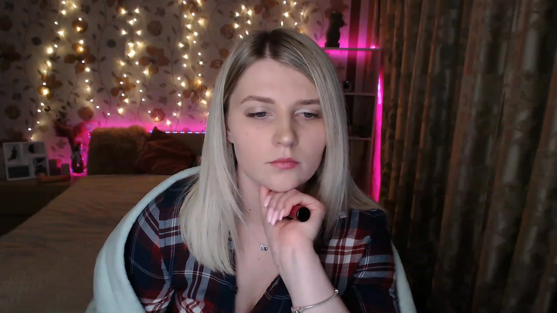 Gallery image thumbnail from Nice_Ass007's myfreecams stream on, 06/14/2023, 01:51 image 8 of 20