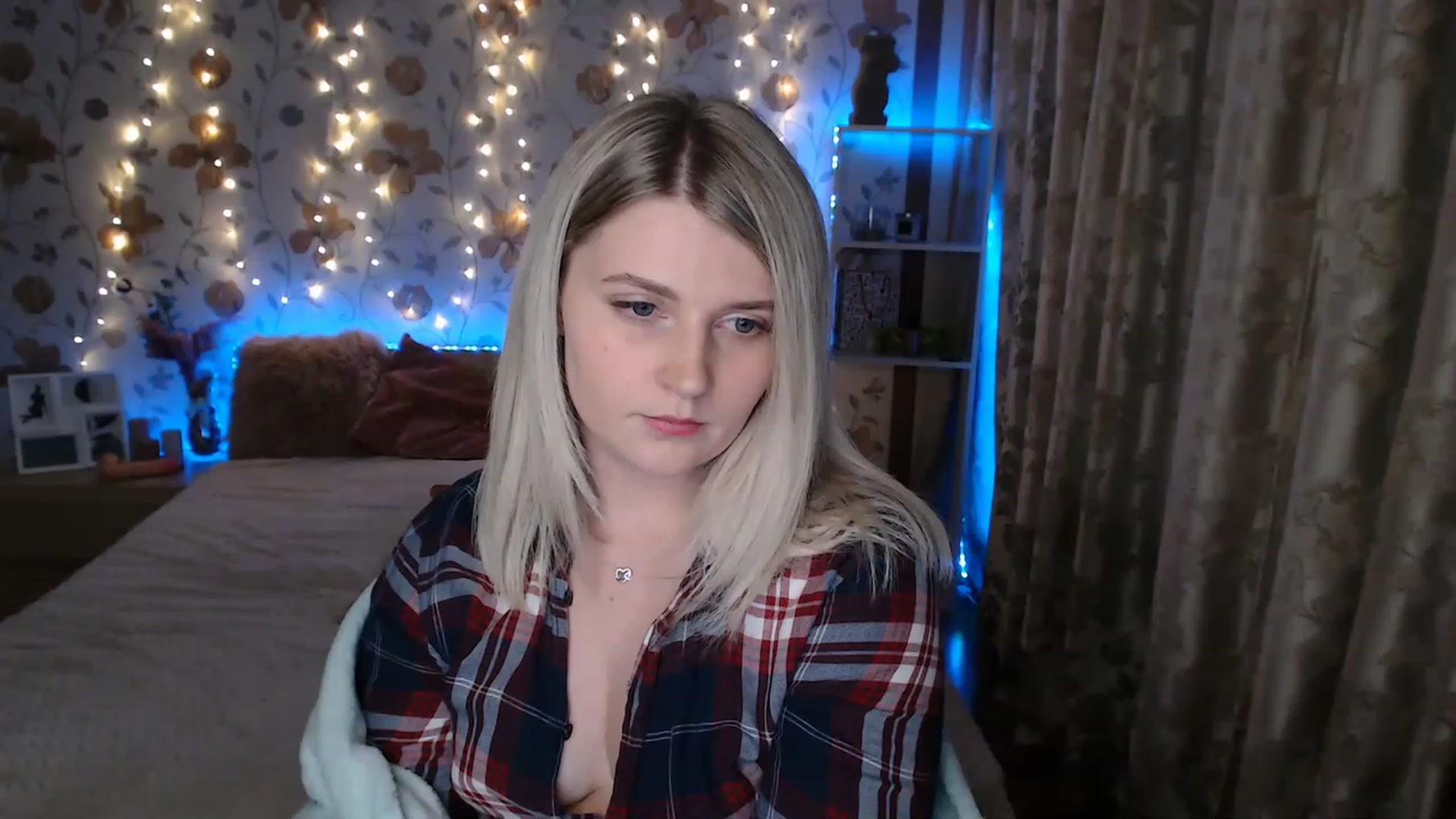 Gallery image thumbnail from Nice_Ass007's myfreecams stream on, 06/14/2023, 01:51 image 17 of 20
