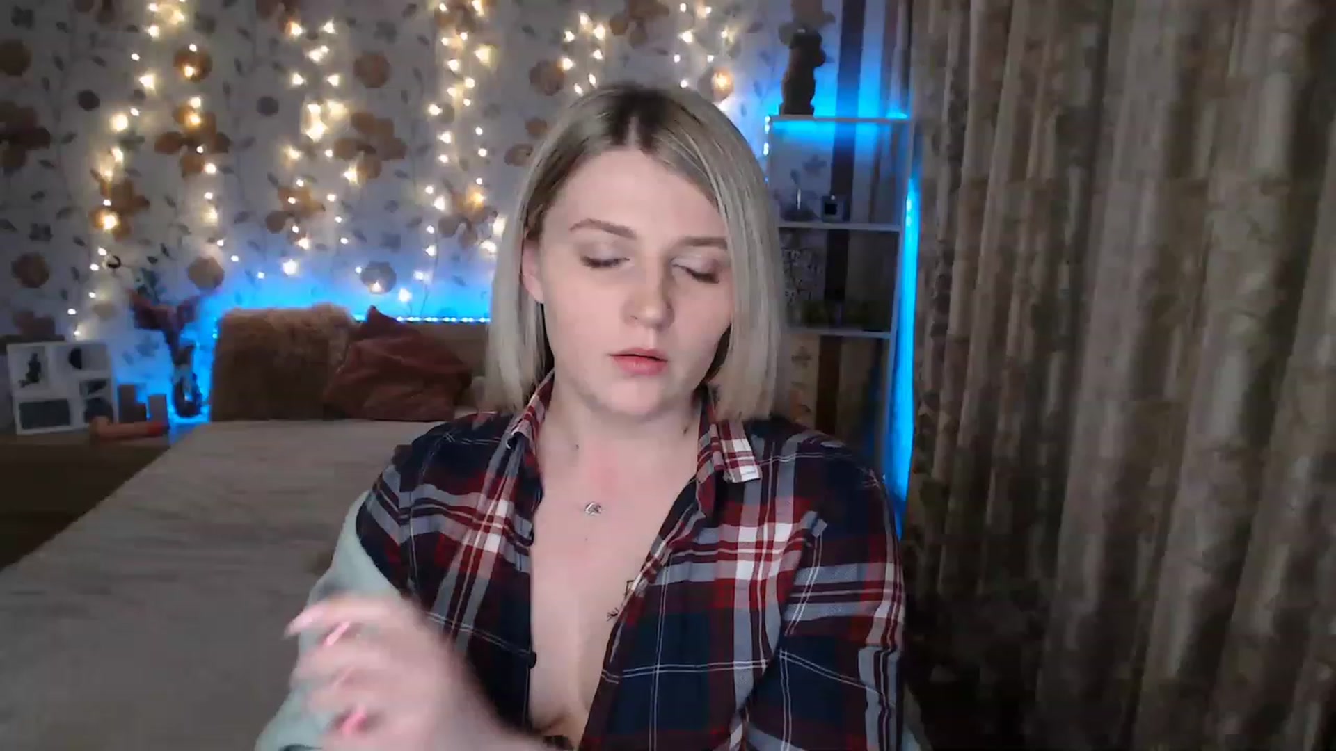 Gallery image thumbnail from Nice_Ass007's myfreecams stream on, 06/14/2023, 01:51 image 18 of 20