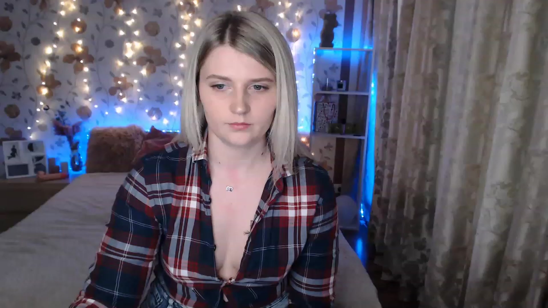 Gallery image thumbnail from Nice_Ass007's myfreecams stream on, 06/14/2023, 02:05 image 11 of 20