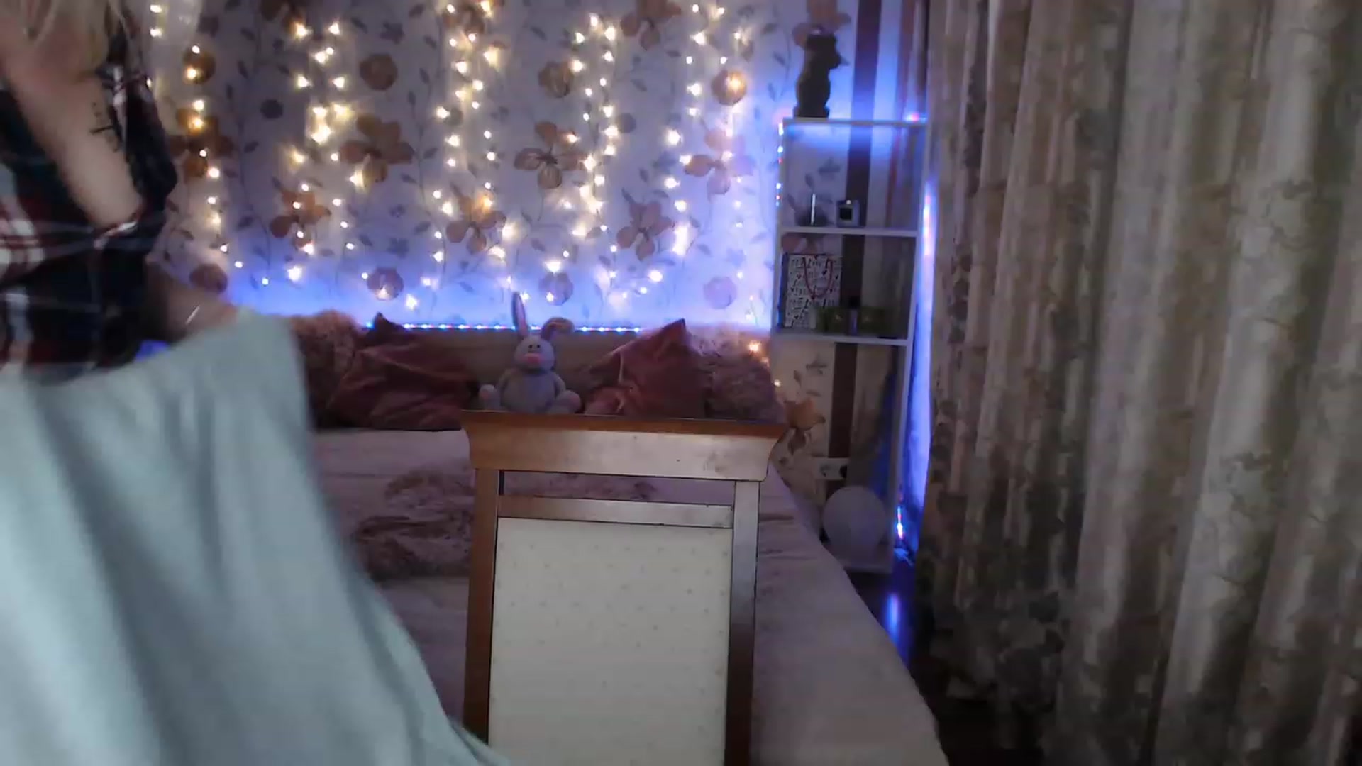 Gallery image thumbnail from Nice_Ass007's myfreecams stream on, 06/14/2023, 02:05 image 5 of 20