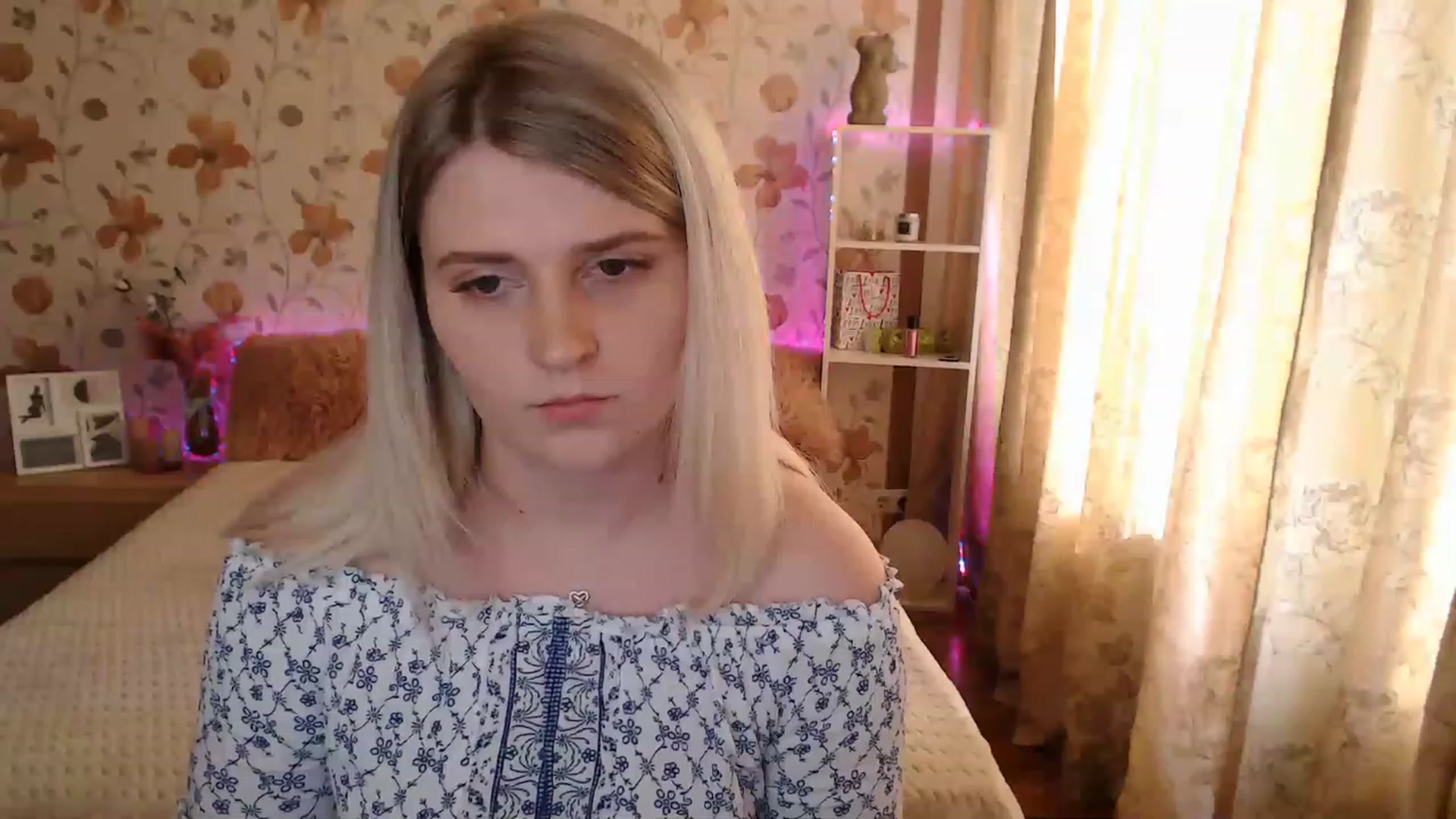 Gallery image thumbnail from Nice_Ass007's myfreecams stream on, 06/14/2023, 04:46 image 18 of 20