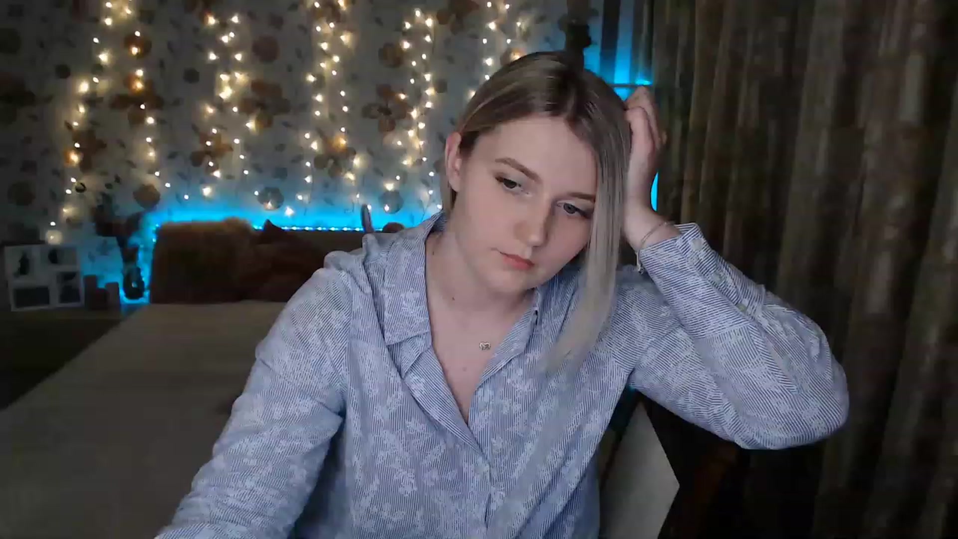 Gallery image thumbnail from Nice_Ass007's myfreecams stream on, 06/14/2023, 22:17 image 18 of 20