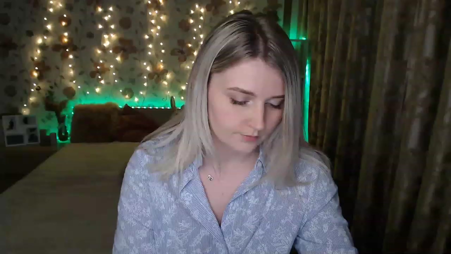 Gallery image thumbnail from Nice_Ass007's myfreecams stream on, 06/15/2023, 24:02 image 10 of 20