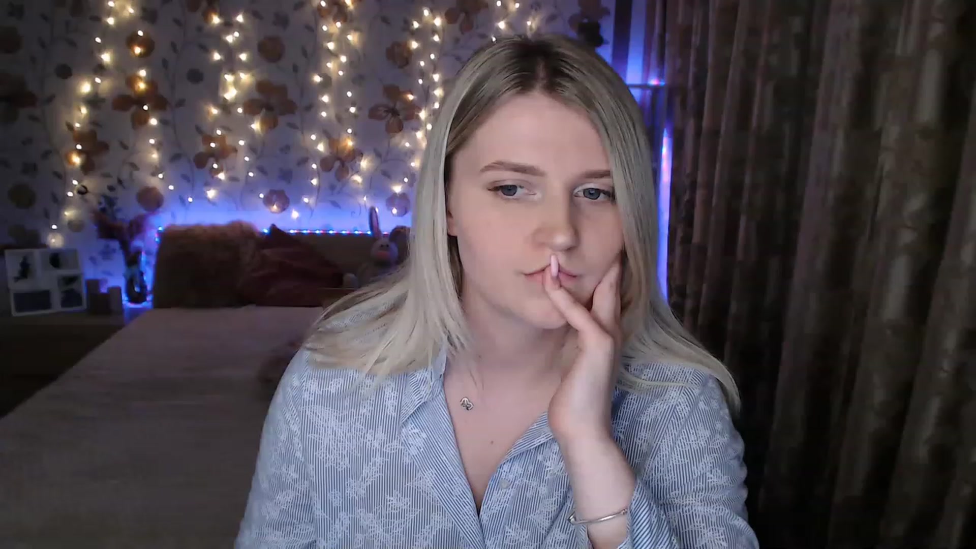 Gallery image thumbnail from Nice_Ass007's myfreecams stream on, 06/15/2023, 24:02 image 8 of 20