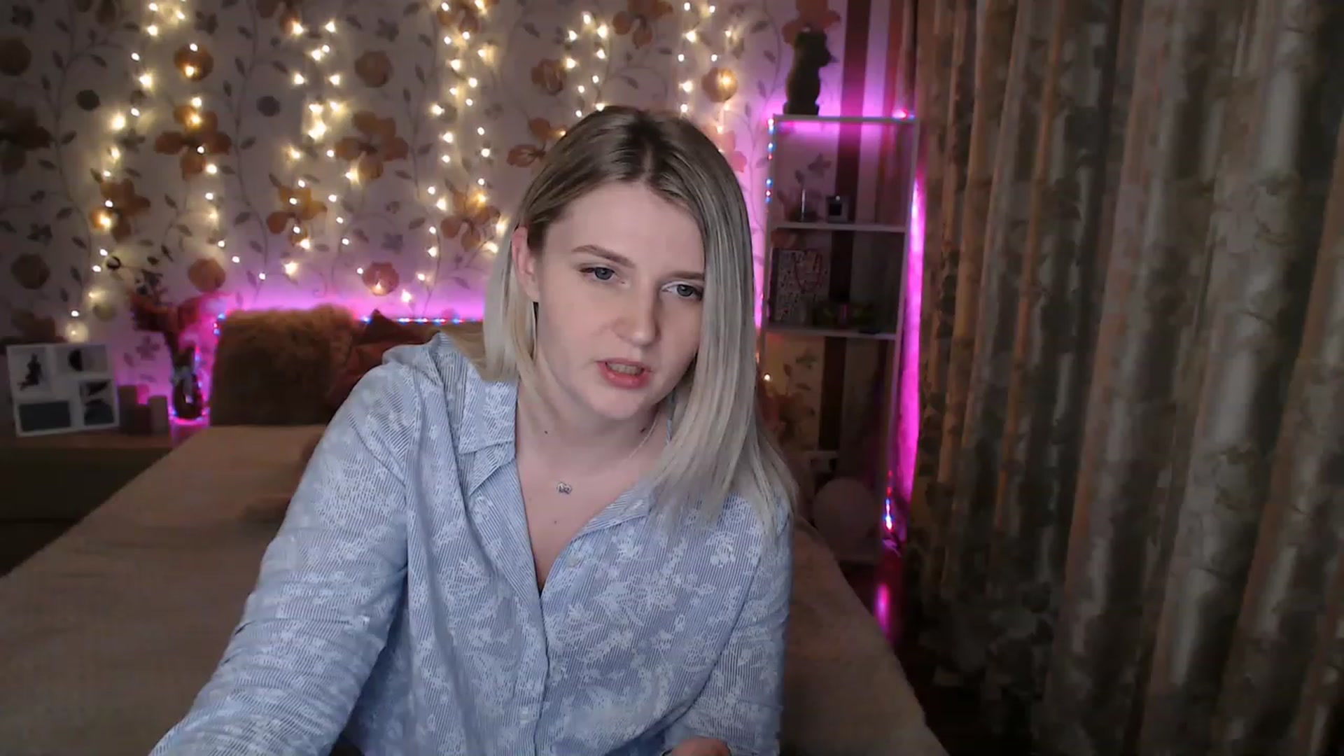 Gallery image thumbnail from Nice_Ass007's myfreecams stream on, 06/15/2023, 03:19 image 6 of 20