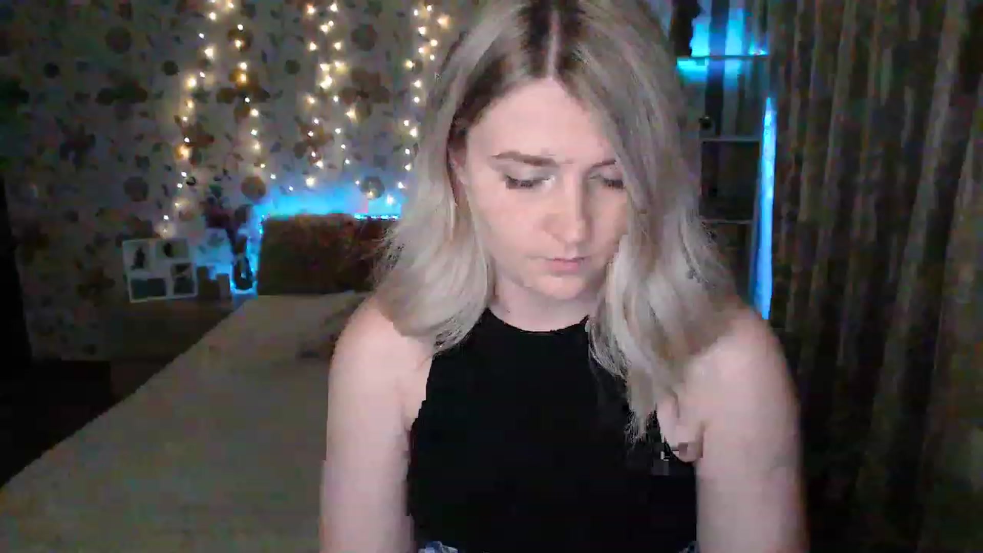 Gallery image thumbnail from Nice_Ass007's myfreecams stream on, 06/15/2023, 19:46 image 12 of 20