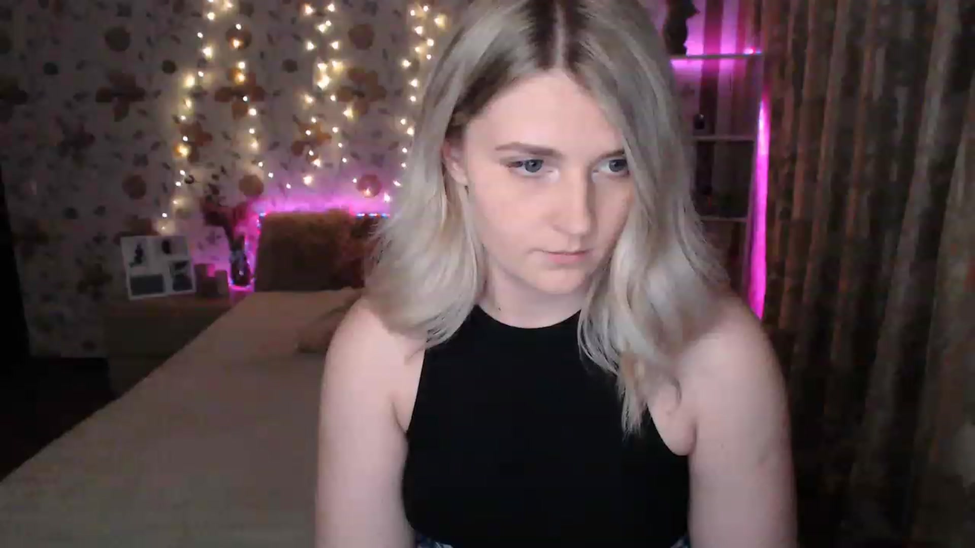 Gallery image thumbnail from Nice_Ass007's myfreecams stream on, 06/15/2023, 19:46 image 11 of 20
