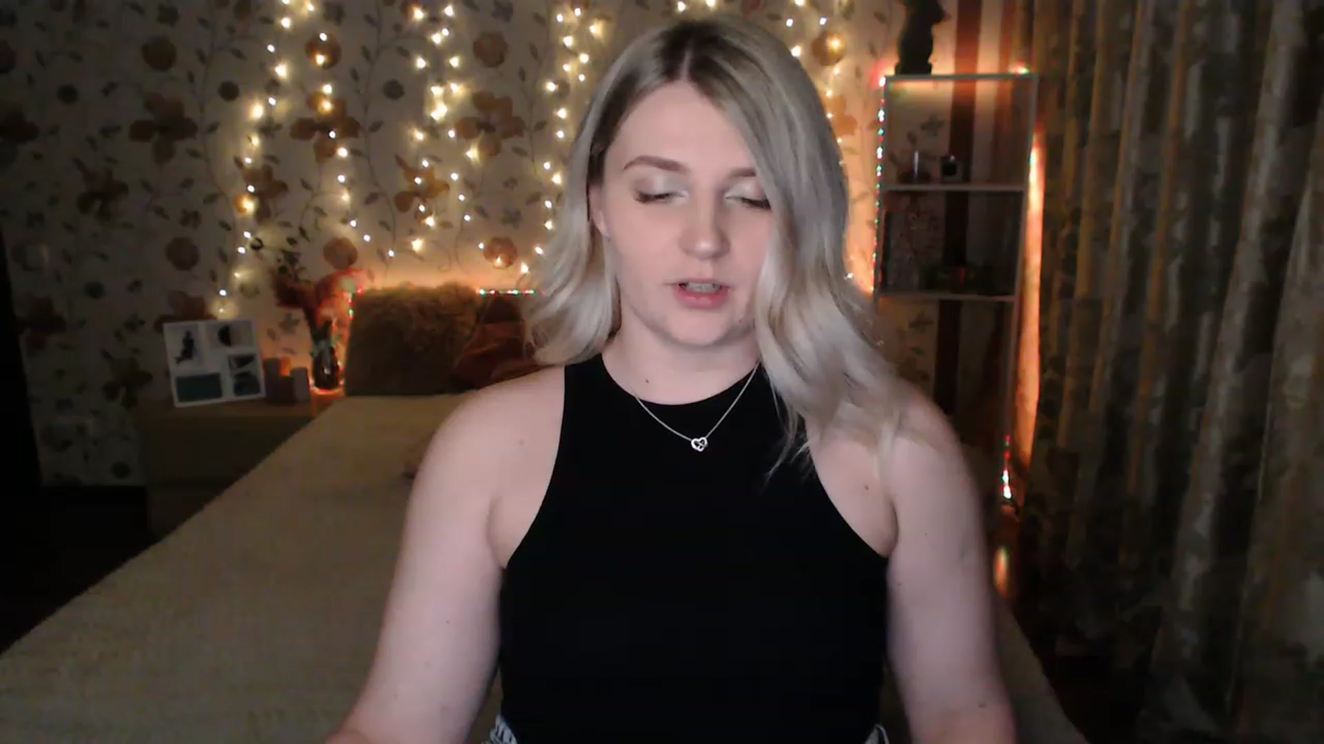 Gallery image thumbnail from Nice_Ass007's myfreecams stream on, 06/15/2023, 20:40 image 10 of 20