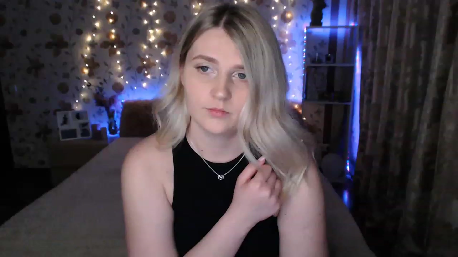 Gallery image thumbnail from Nice_Ass007's myfreecams stream on, 06/15/2023, 20:40 image 15 of 20
