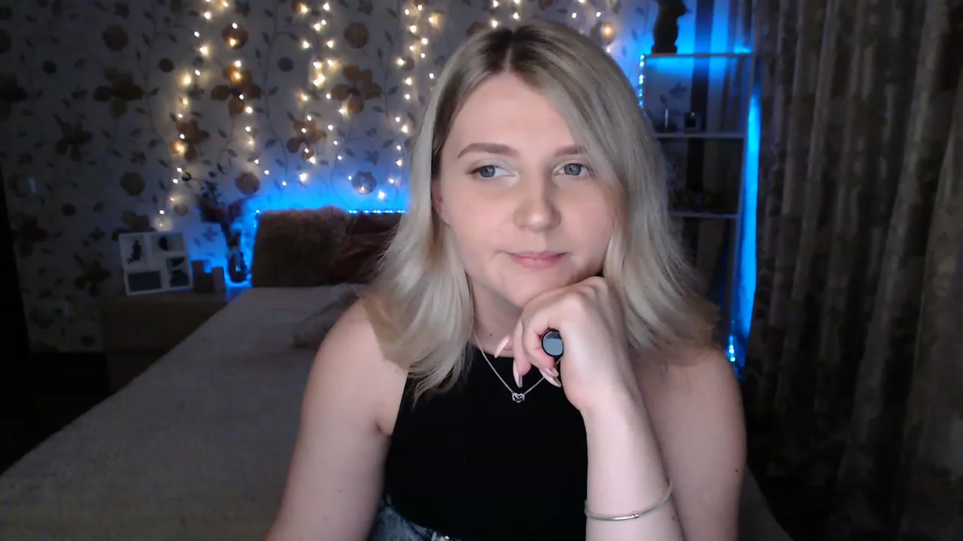 Gallery image thumbnail from Nice_Ass007's myfreecams stream on, 06/15/2023, 21:08 image 11 of 20