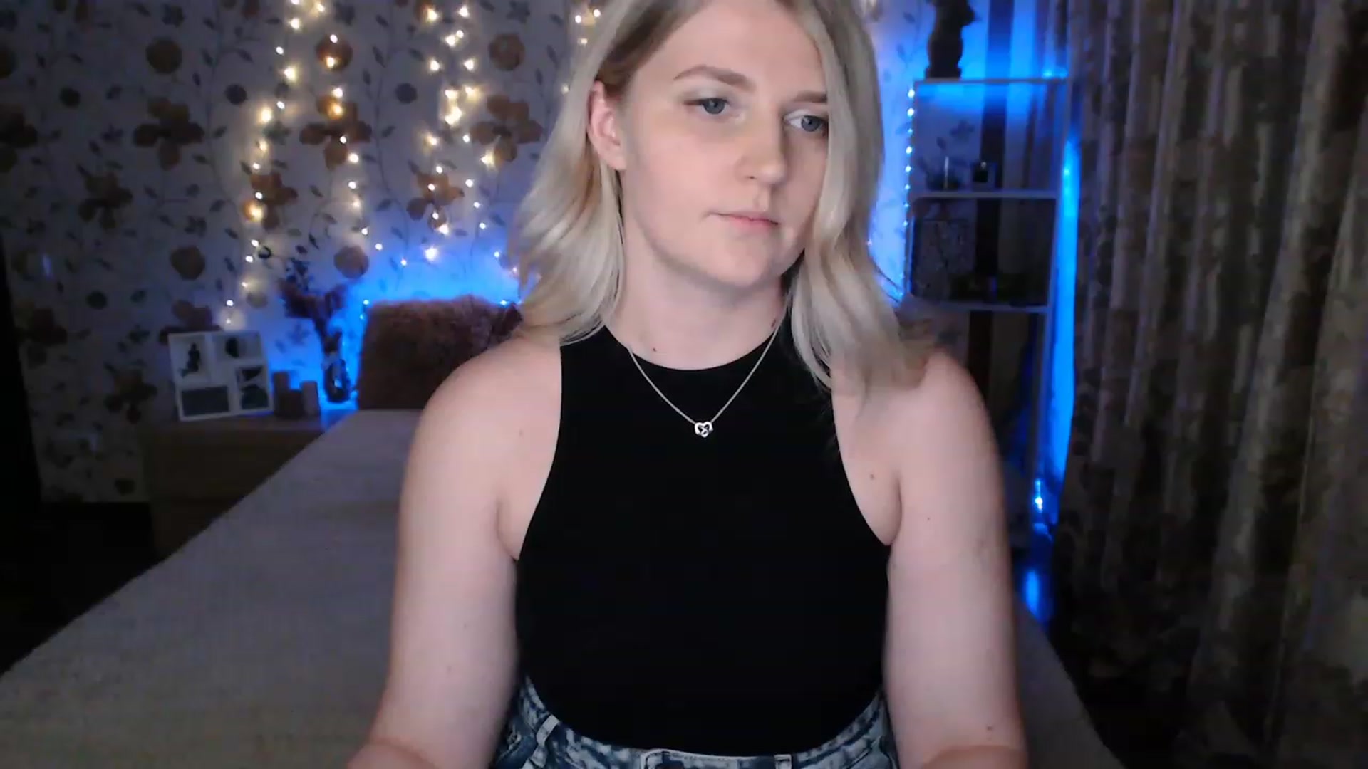 Gallery image thumbnail from Nice_Ass007's myfreecams stream on, 06/15/2023, 21:24 image 2 of 20