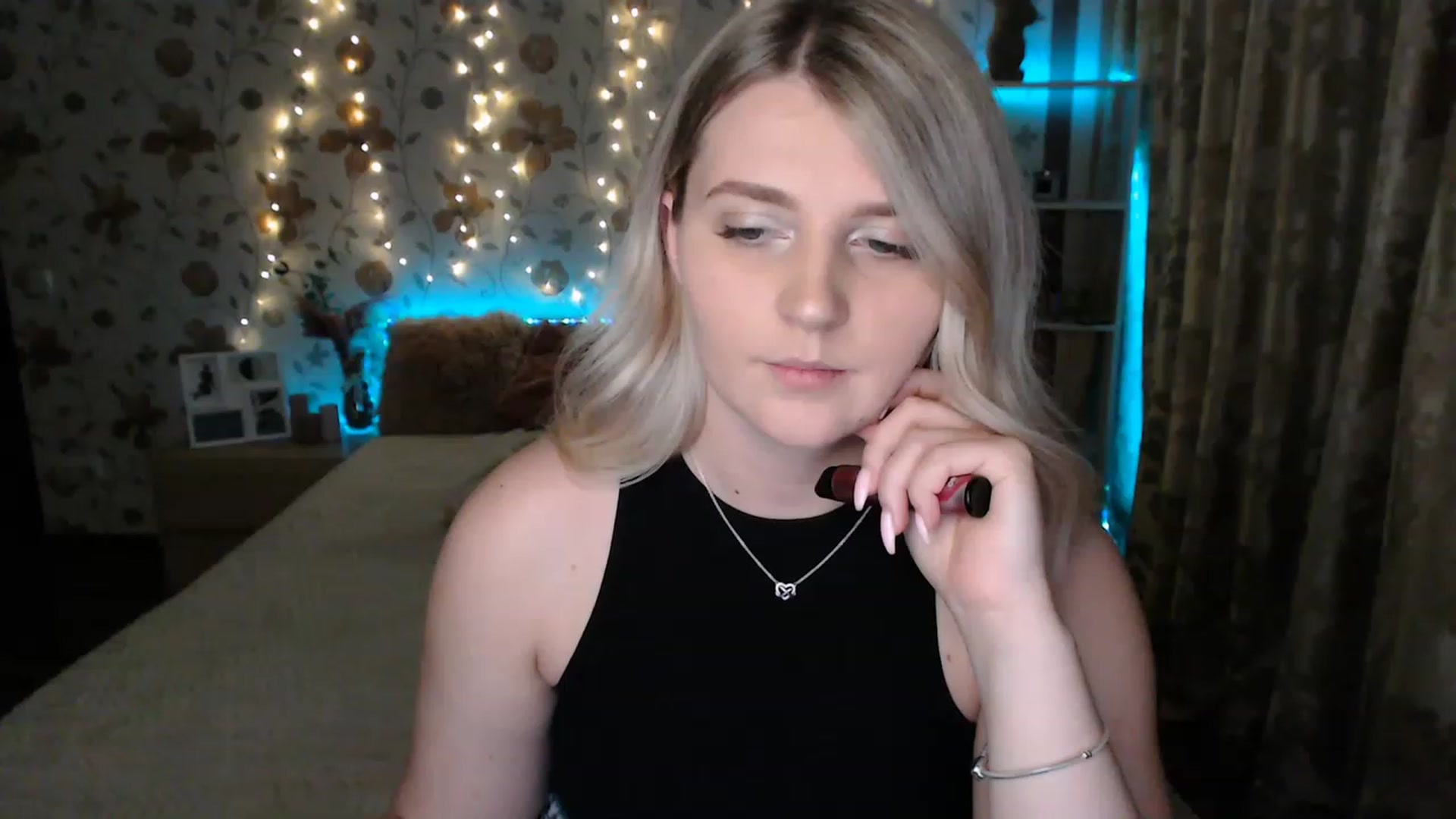 Gallery image thumbnail from Nice_Ass007's myfreecams stream on, 06/15/2023, 21:24 image 15 of 20