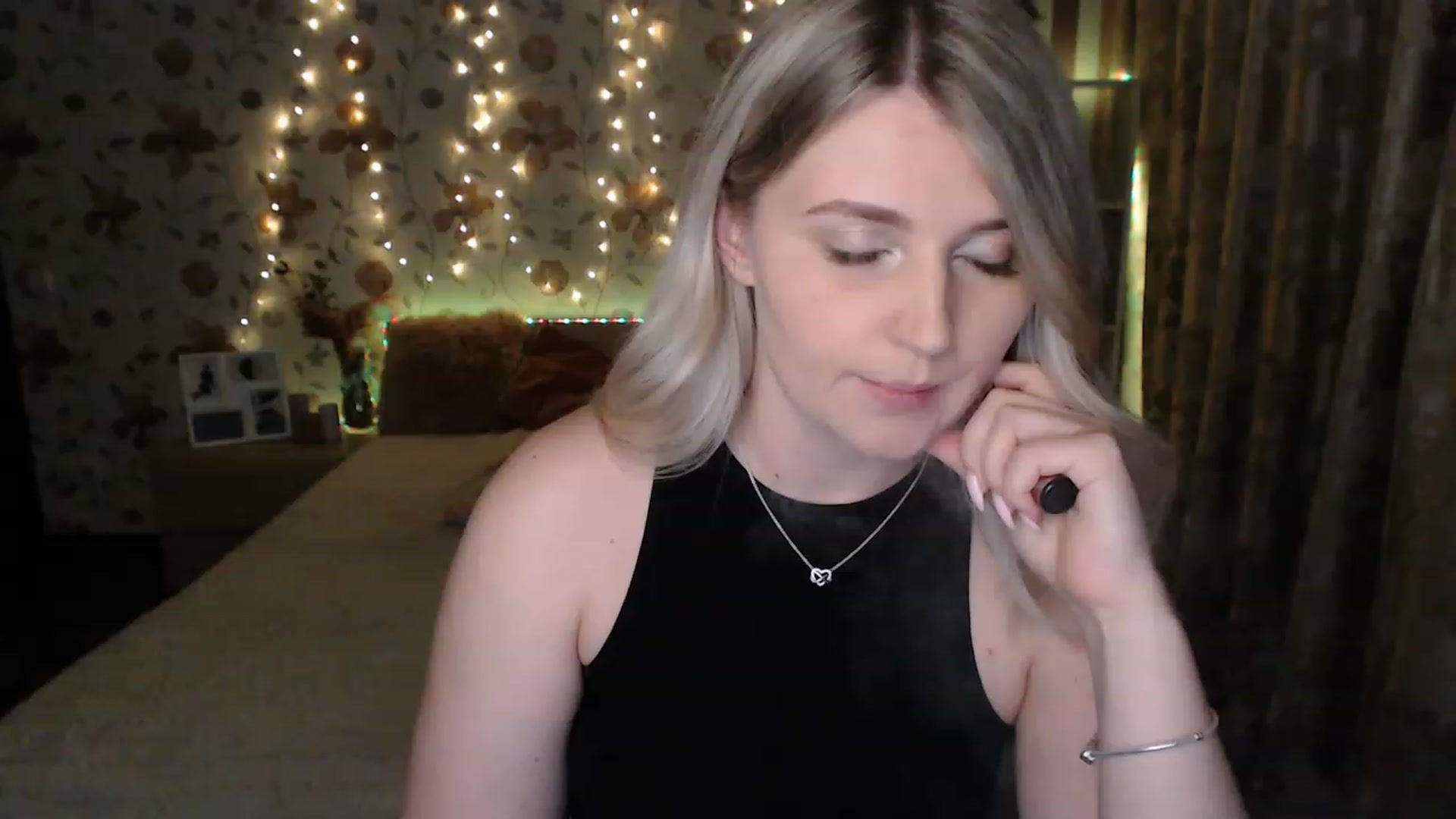 Gallery image thumbnail from Nice_Ass007's myfreecams stream on, 06/15/2023, 21:24 image 7 of 20