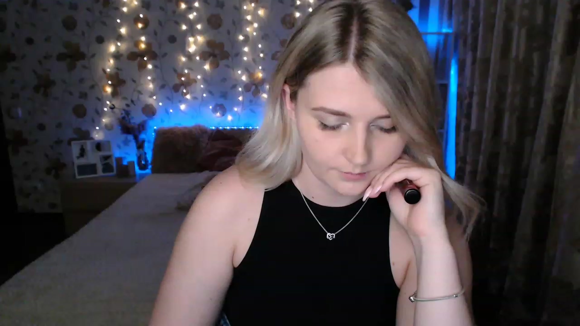 Gallery image thumbnail from Nice_Ass007's myfreecams stream on, 06/15/2023, 21:24 image 13 of 20