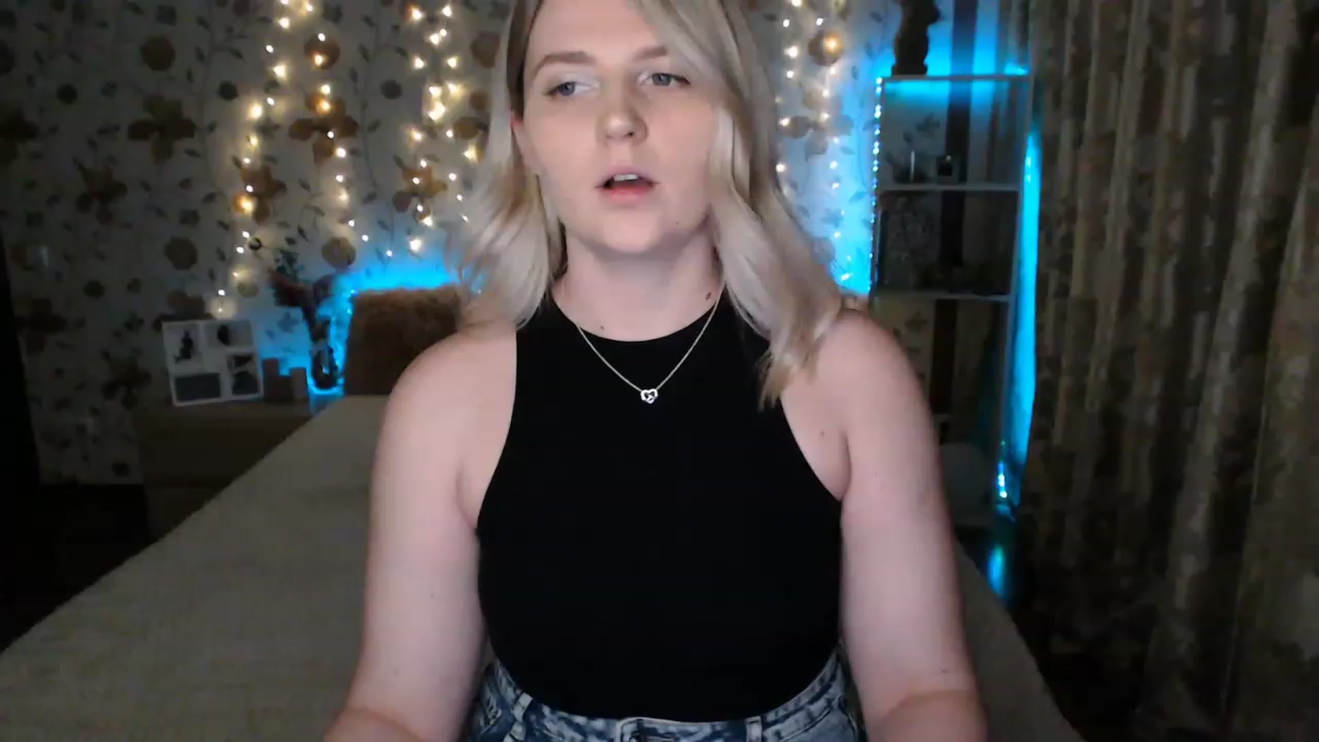 Gallery image thumbnail from Nice_Ass007's myfreecams stream on, 06/15/2023, 21:24 image 4 of 20
