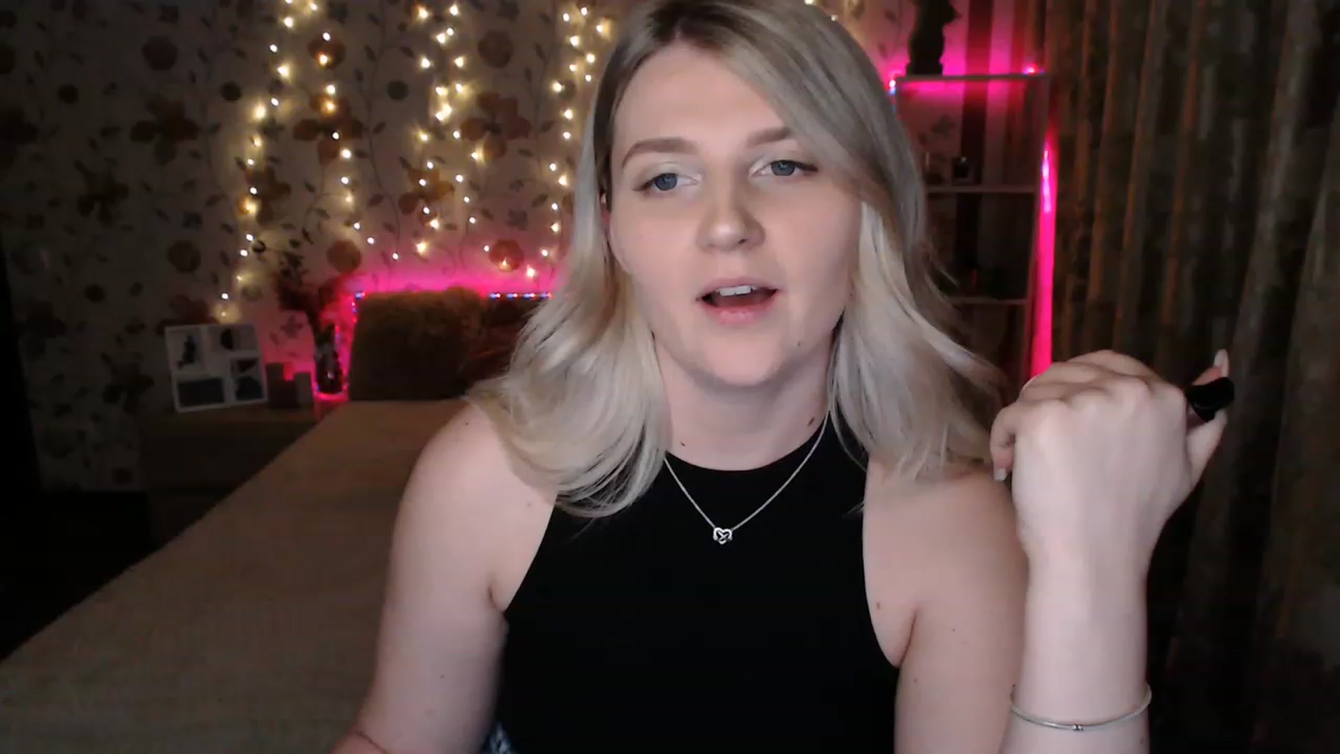Gallery image thumbnail from Nice_Ass007's myfreecams stream on, 06/15/2023, 21:24 image 20 of 20