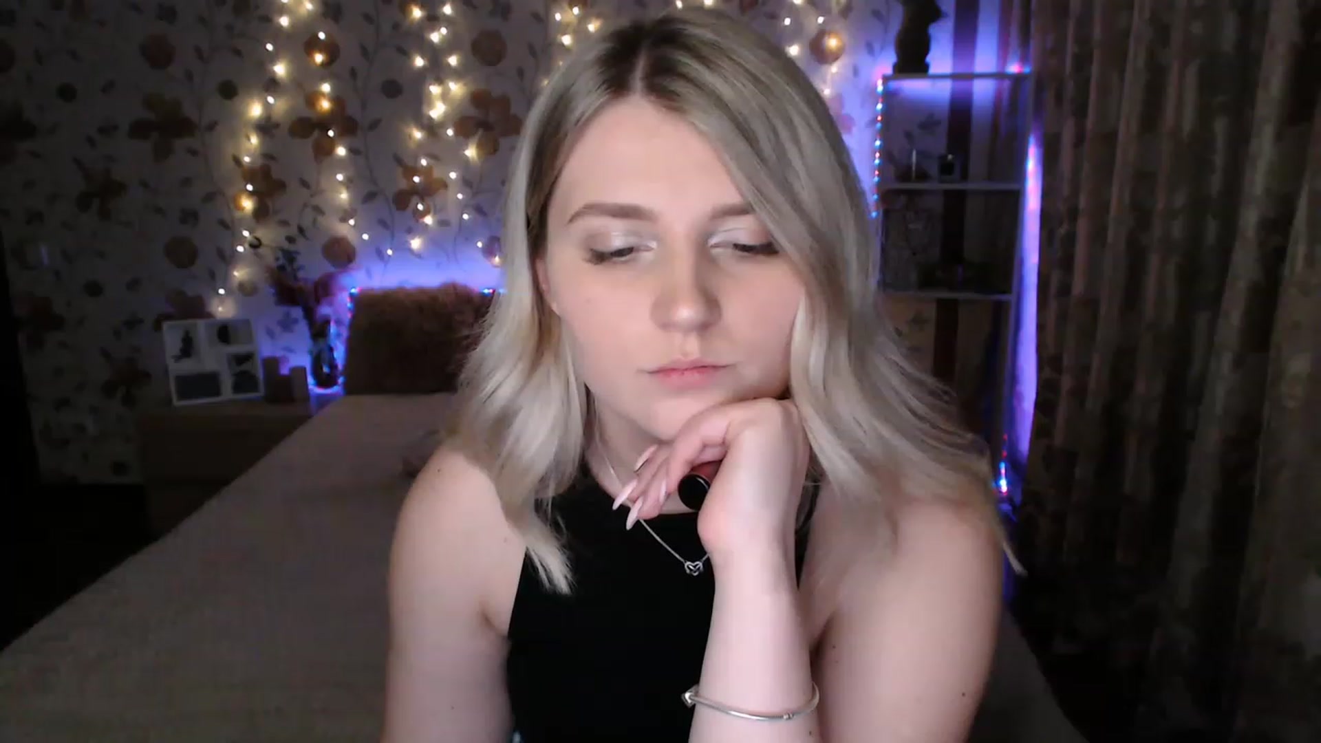 Gallery image thumbnail from Nice_Ass007's myfreecams stream on, 06/15/2023, 22:46 image 3 of 20