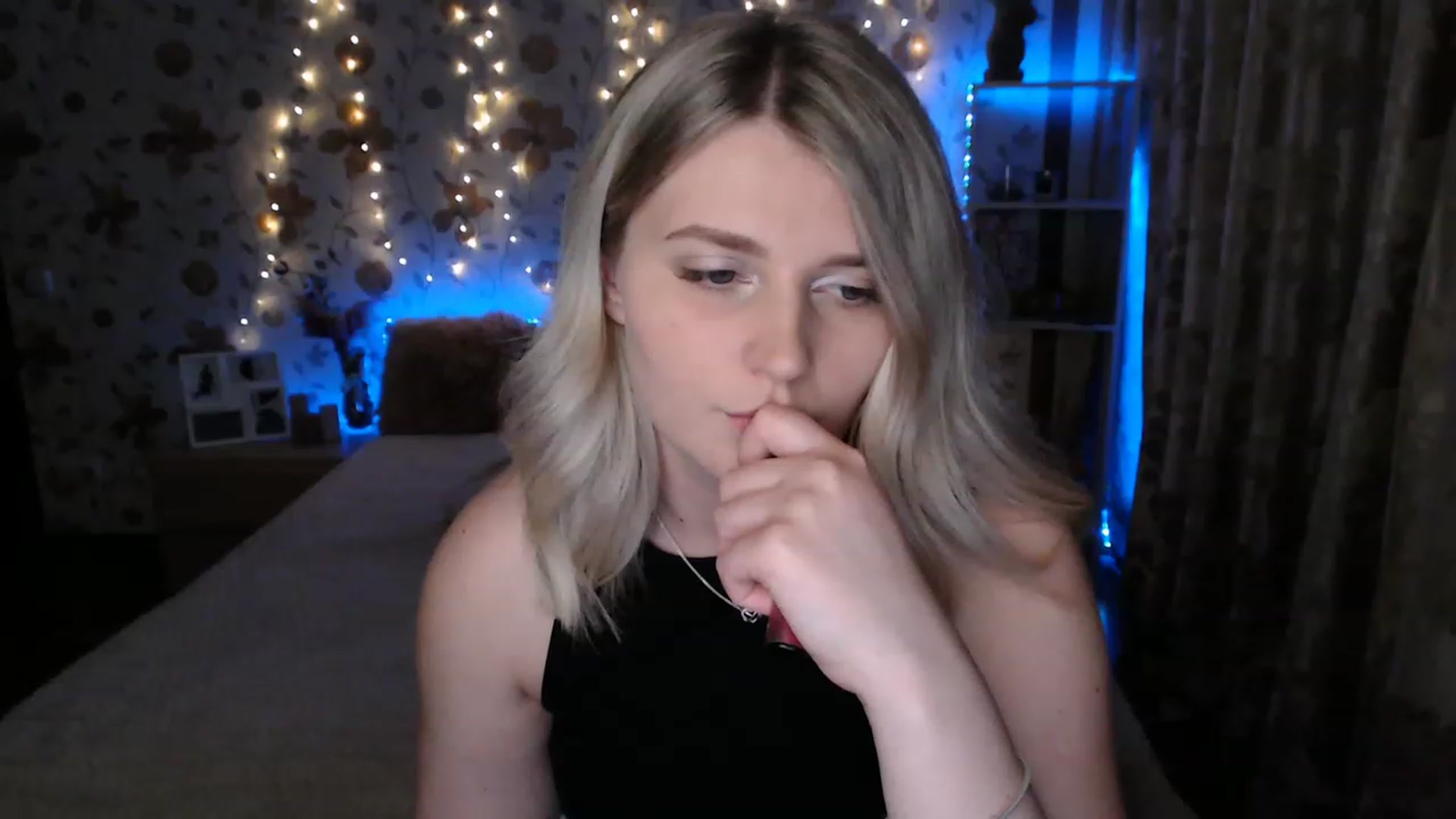 Gallery image thumbnail from Nice_Ass007's myfreecams stream on, 06/15/2023, 22:46 image 10 of 20